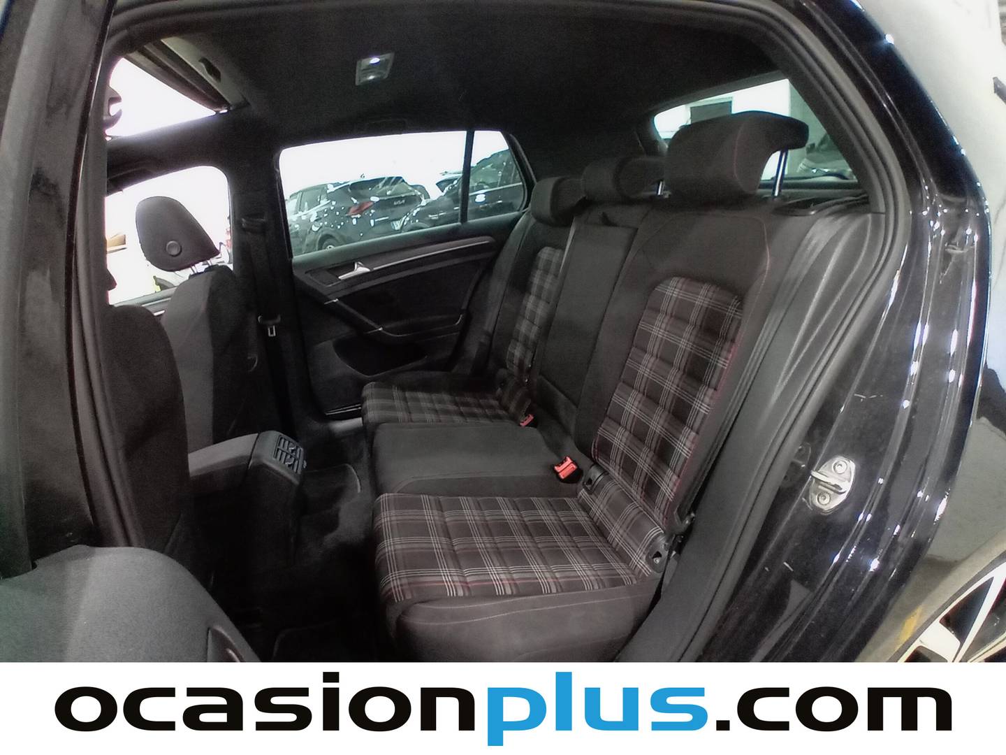 Foto asientos traseros Volkswagen Golf Volkswagen Golf GTI Performance 2.0 TSI (245 CV) DSG