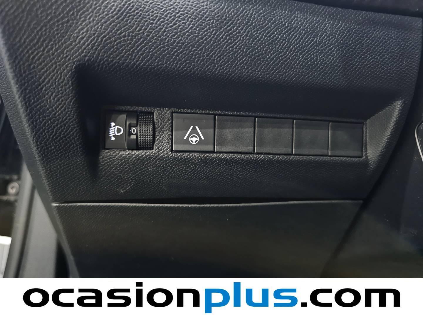 Peugeot 2008 Peugeot 2008 Allure Hybrid eDCS6 (145 CV) 145cv