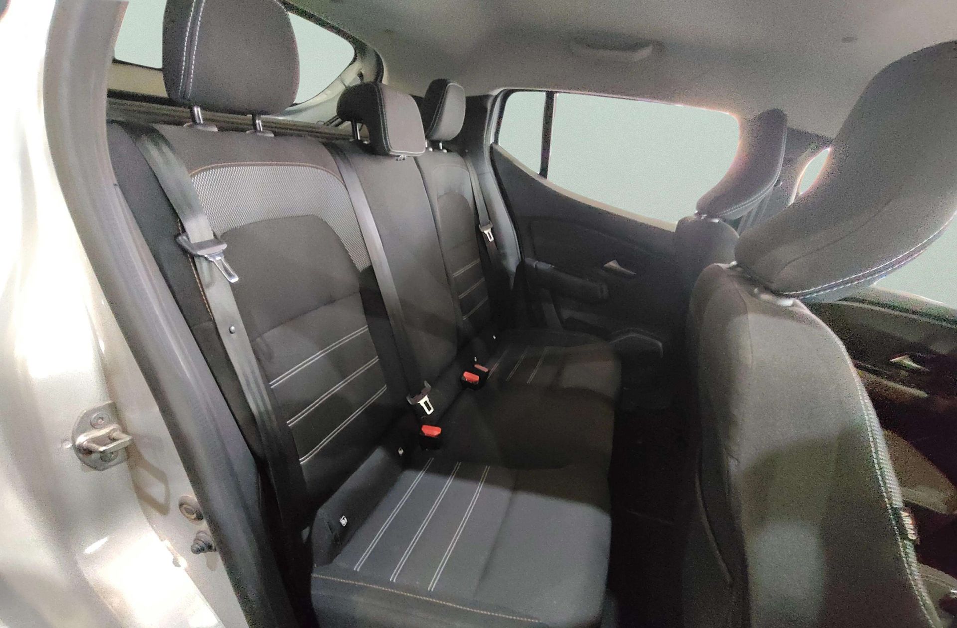 Dacia Sandero Stepway Expression TCe - foto 18