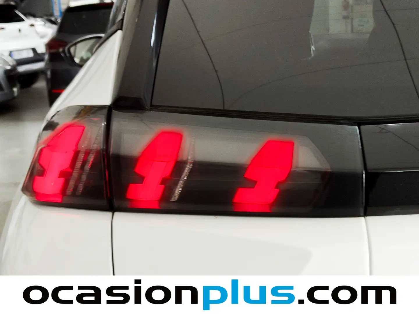 Foto Peugeot 2008 Peugeot 2008 BlueHDi 110 Allure (110 CV)