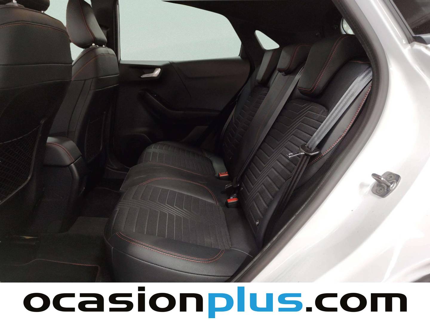 Foto asientos traseros Ford Puma Ford Puma 1.0 EcoBoost MHEV ST-Line X (125 CV)