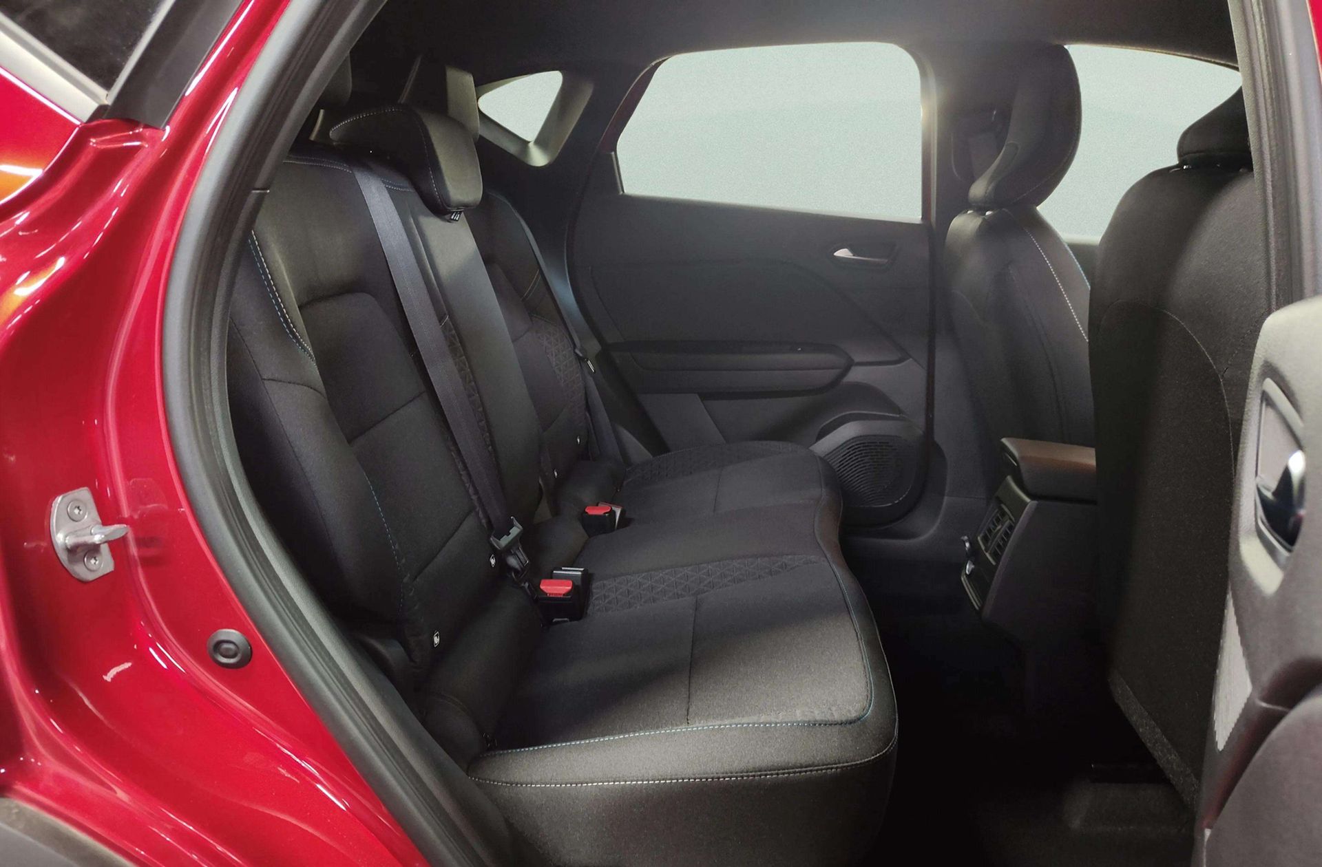 Renault Captur Evolution E-Tech full hybrid - foto 21