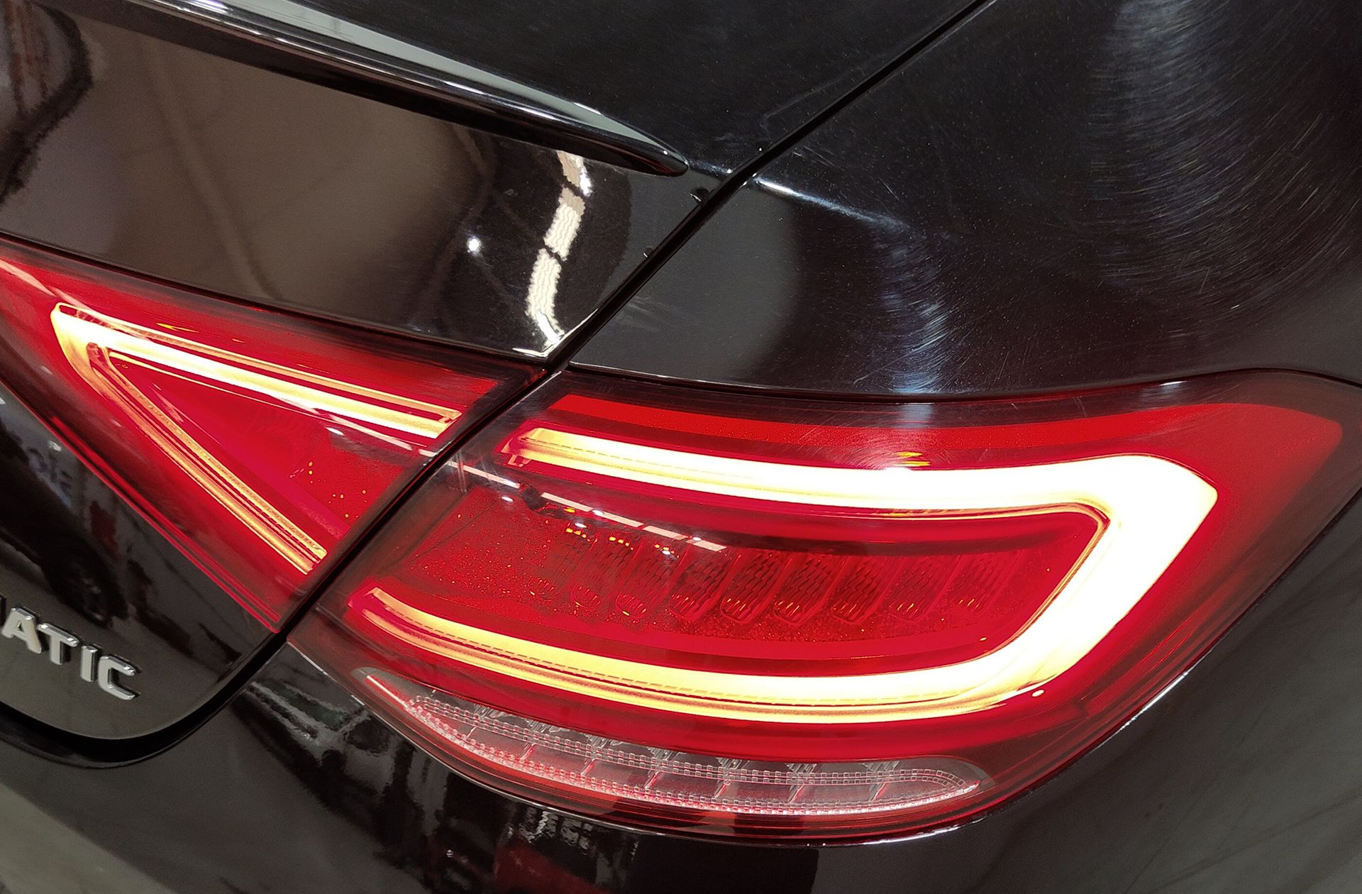 Mercedes-Benz CLS Mercedes Clase CLS CLS 300 d 4Matic Pack AMG - foto 24