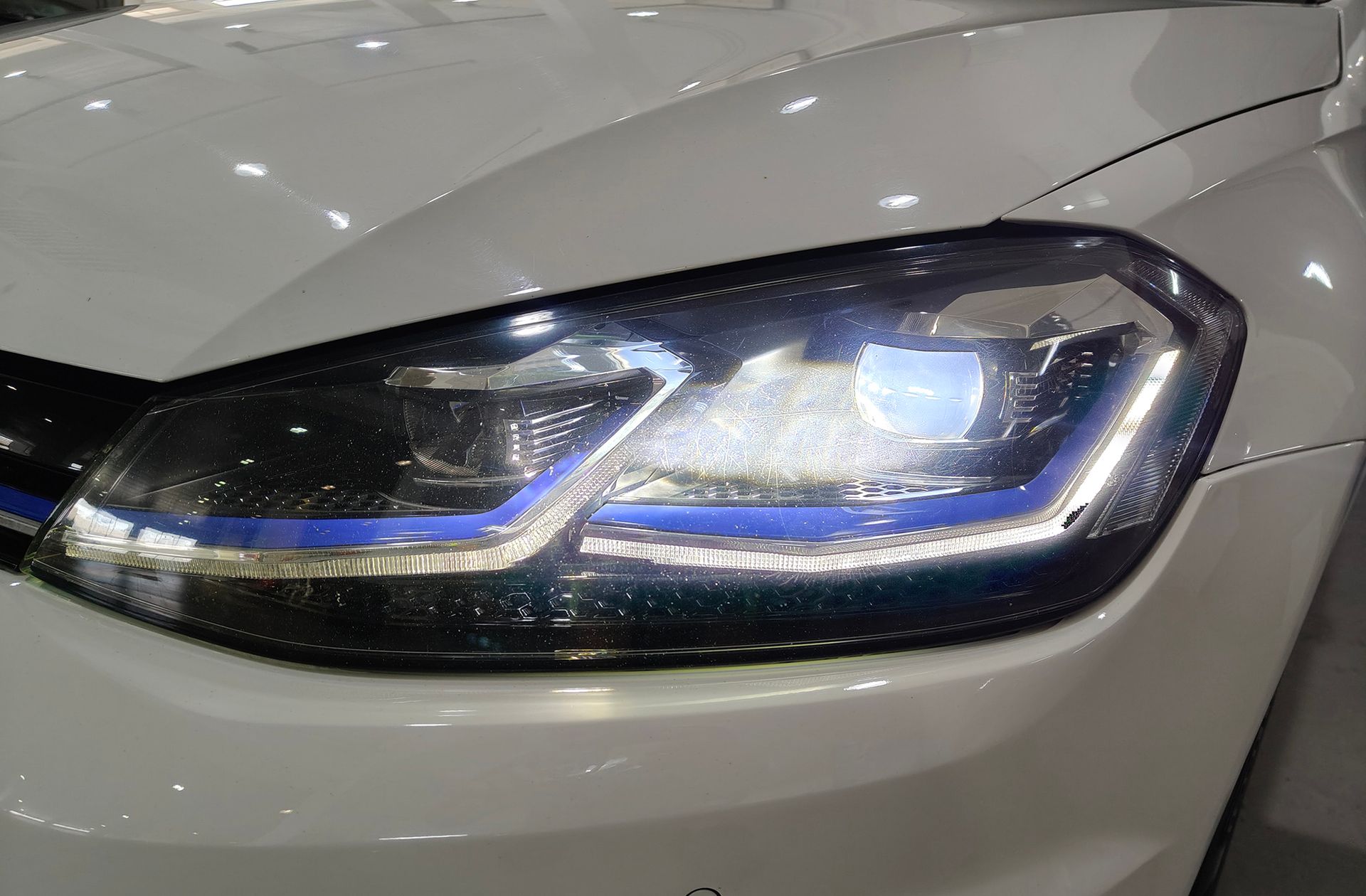 Volkswagen Golf e-Golf ePower - foto 18