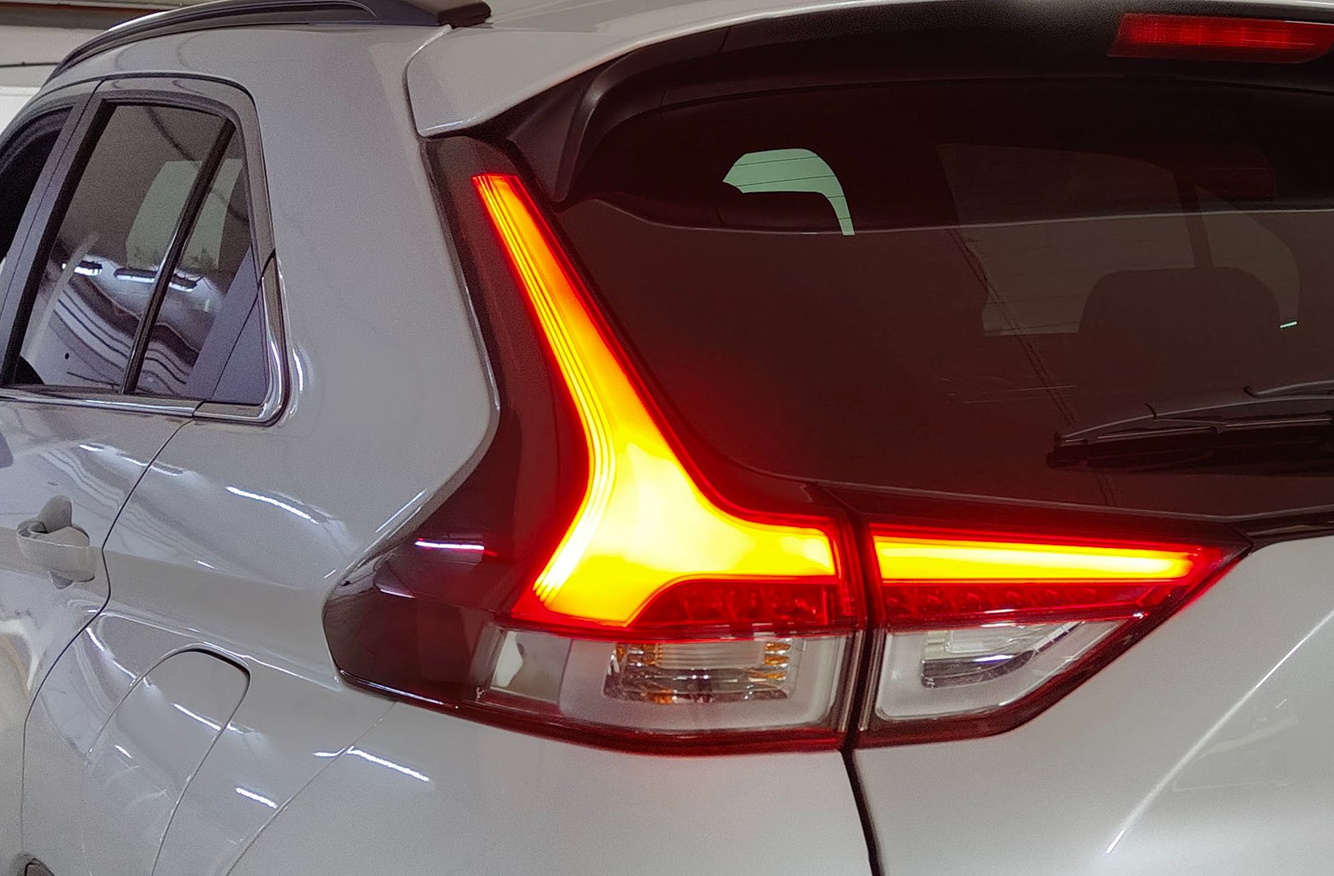Mitsubishi Eclipse Cross 2.4 PHEV Kaiteki 4WD - foto 20
