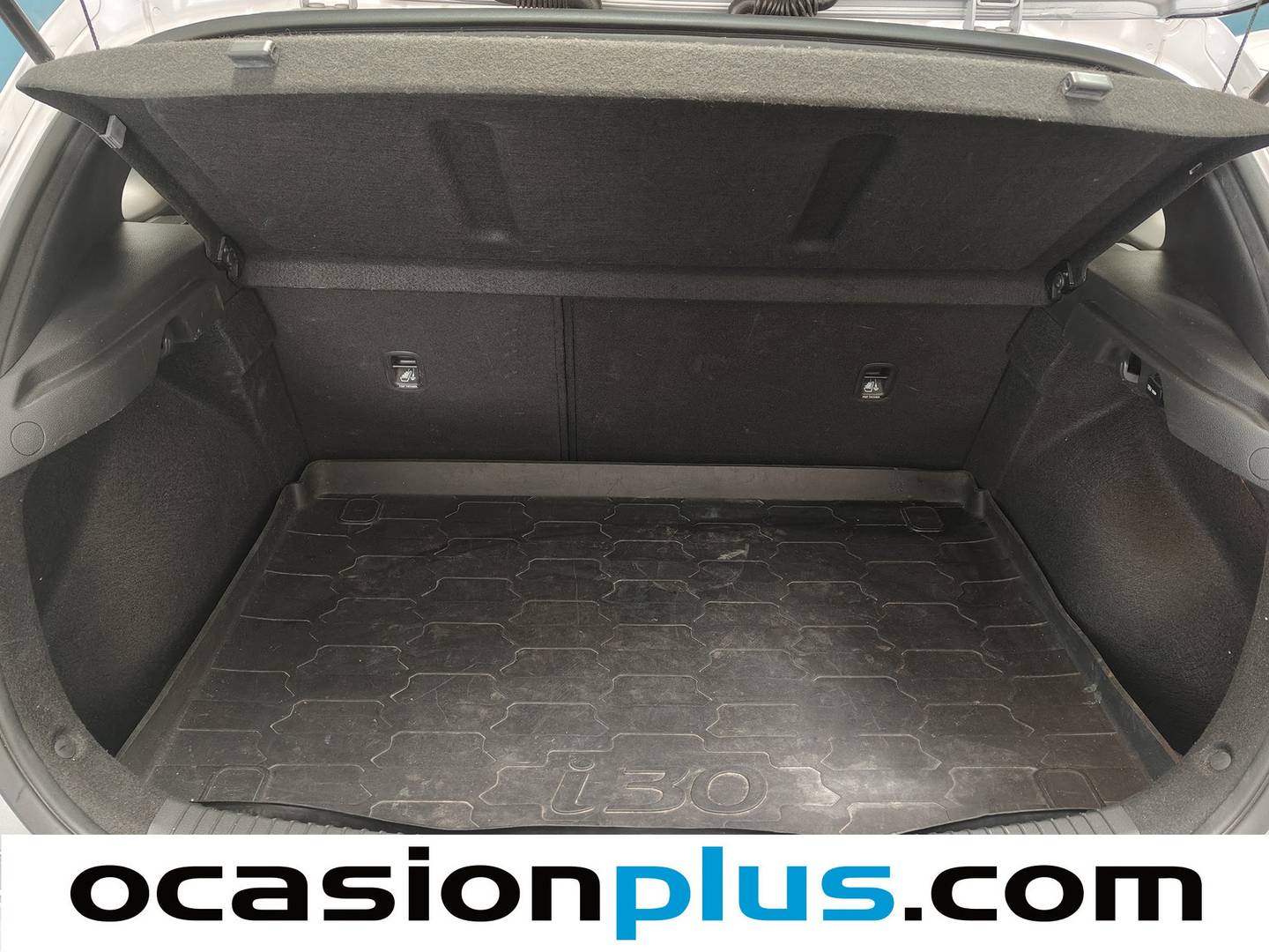 Fotos maletero Hyundai i30 Hyundai i30 1.5 DPI Klass SLX (110 CV)