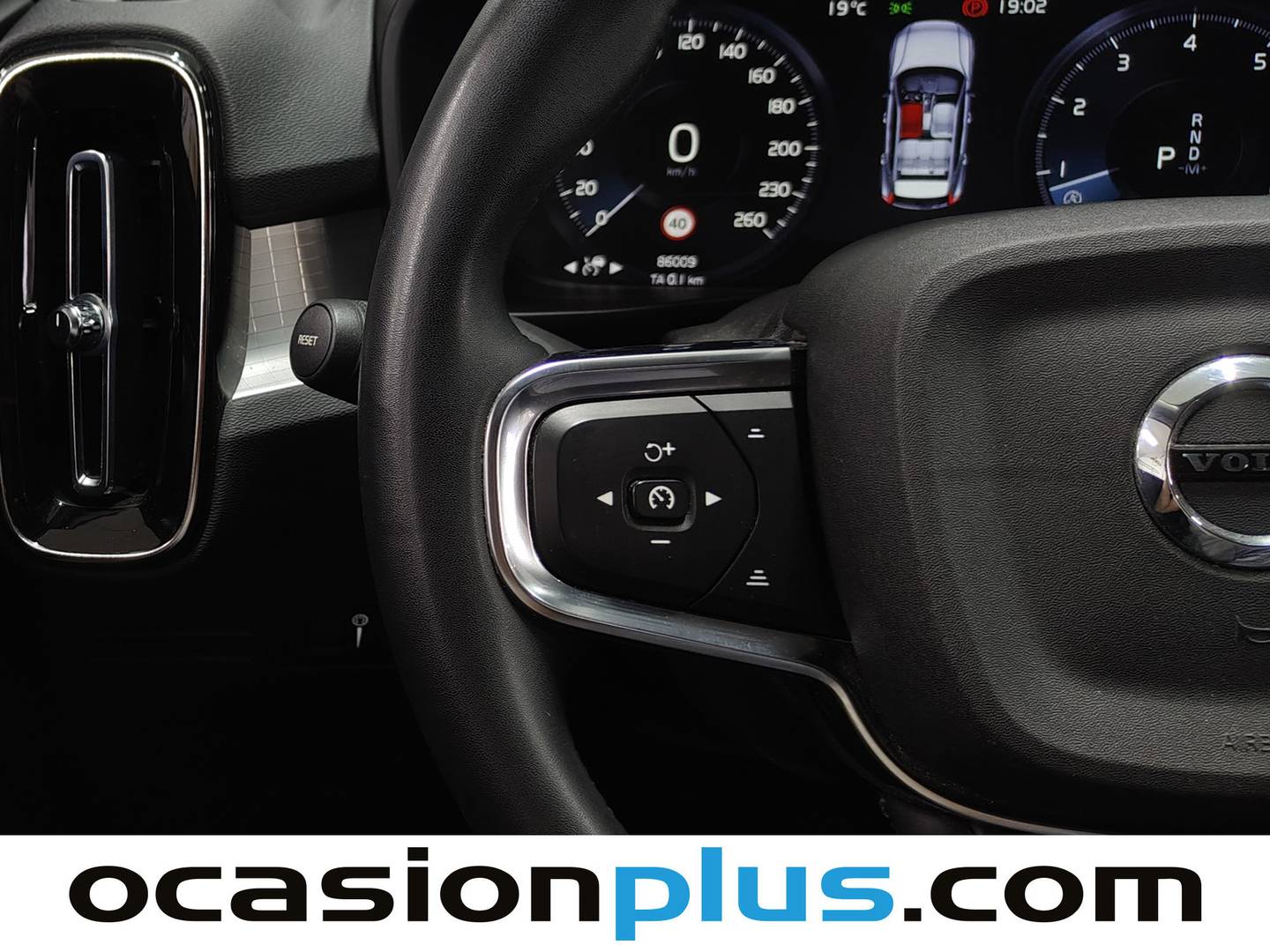 Volvo XC40 Volvo XC40 B3 G Momentum Pro Auto (163 CV) barato