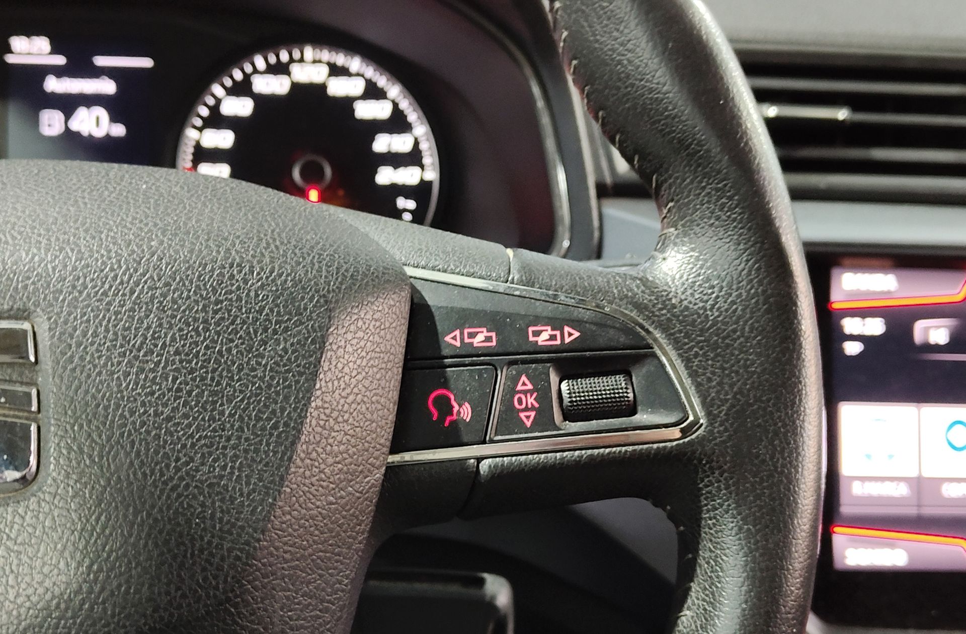 SEAT Arona 1.0 TSI Ecomotive Style - foto 24