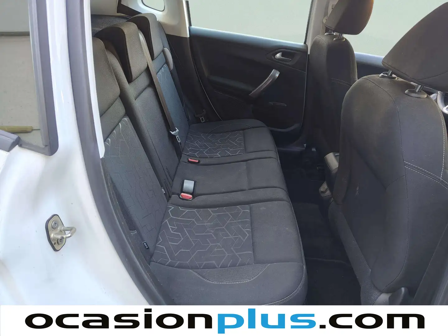 Foto Peugeot 2008 Peugeot 2008 VTI 82 Active (82 CV)