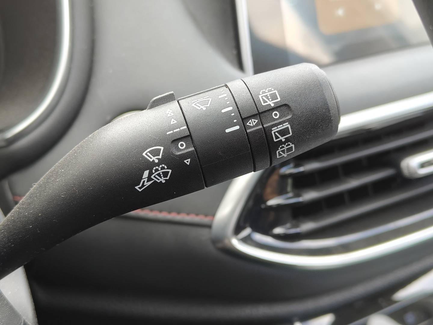 Foto MG HS MG HS 1.5 Turbo GDI Luxury (162 CV)