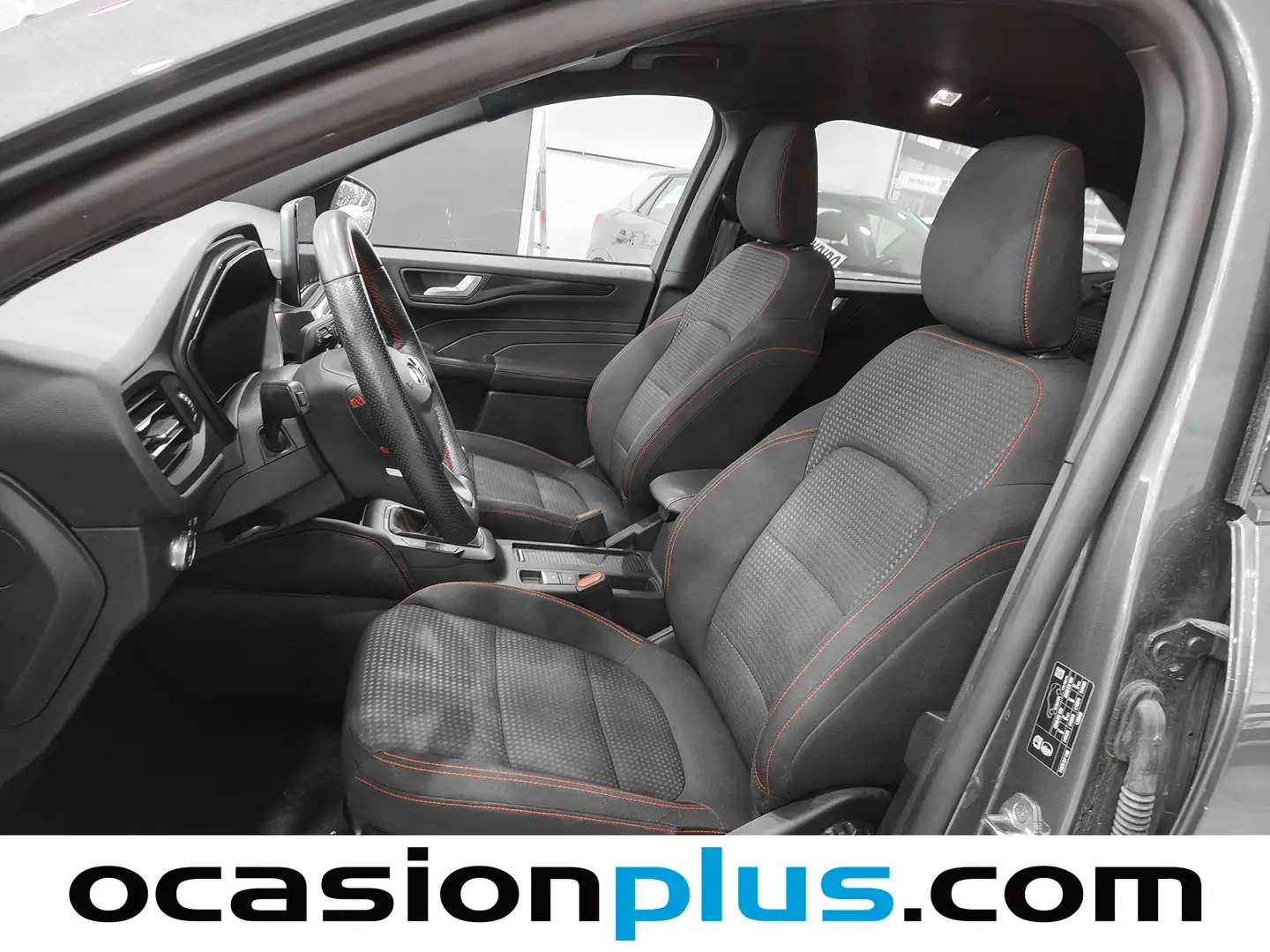 Foto Ford Kuga Ford Kuga 1.5 EcoBlue ST-Line (120 CV)