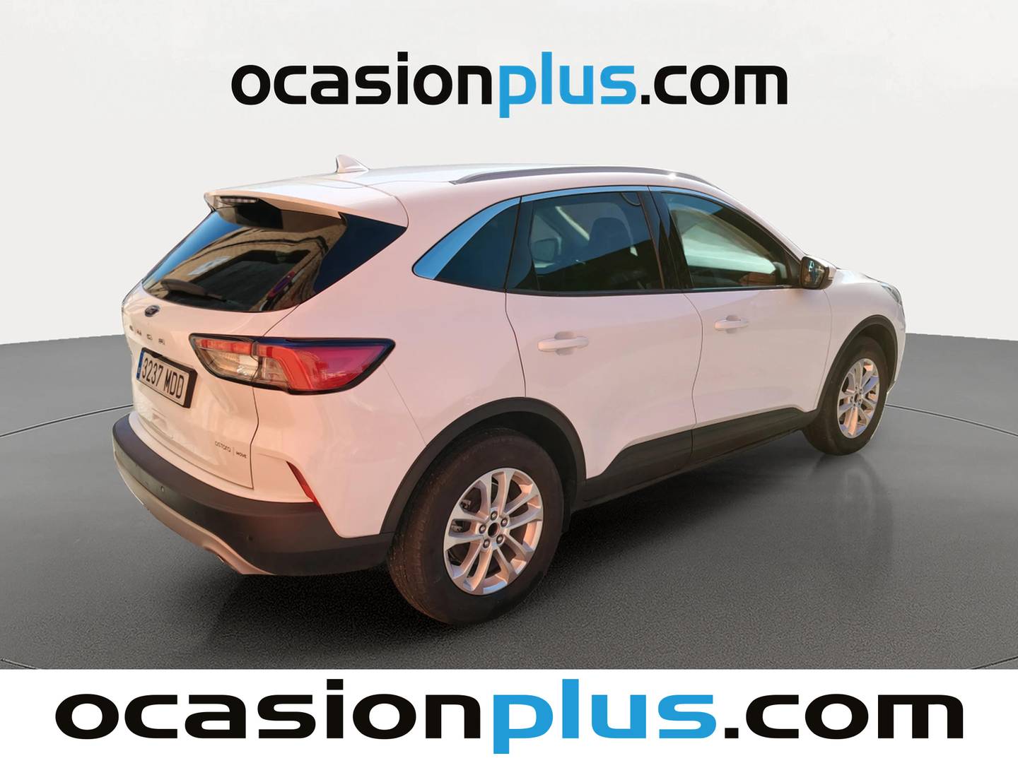 Foto Ford Kuga Ford Kuga 1.5 EcoBlue Titanium (120 CV)