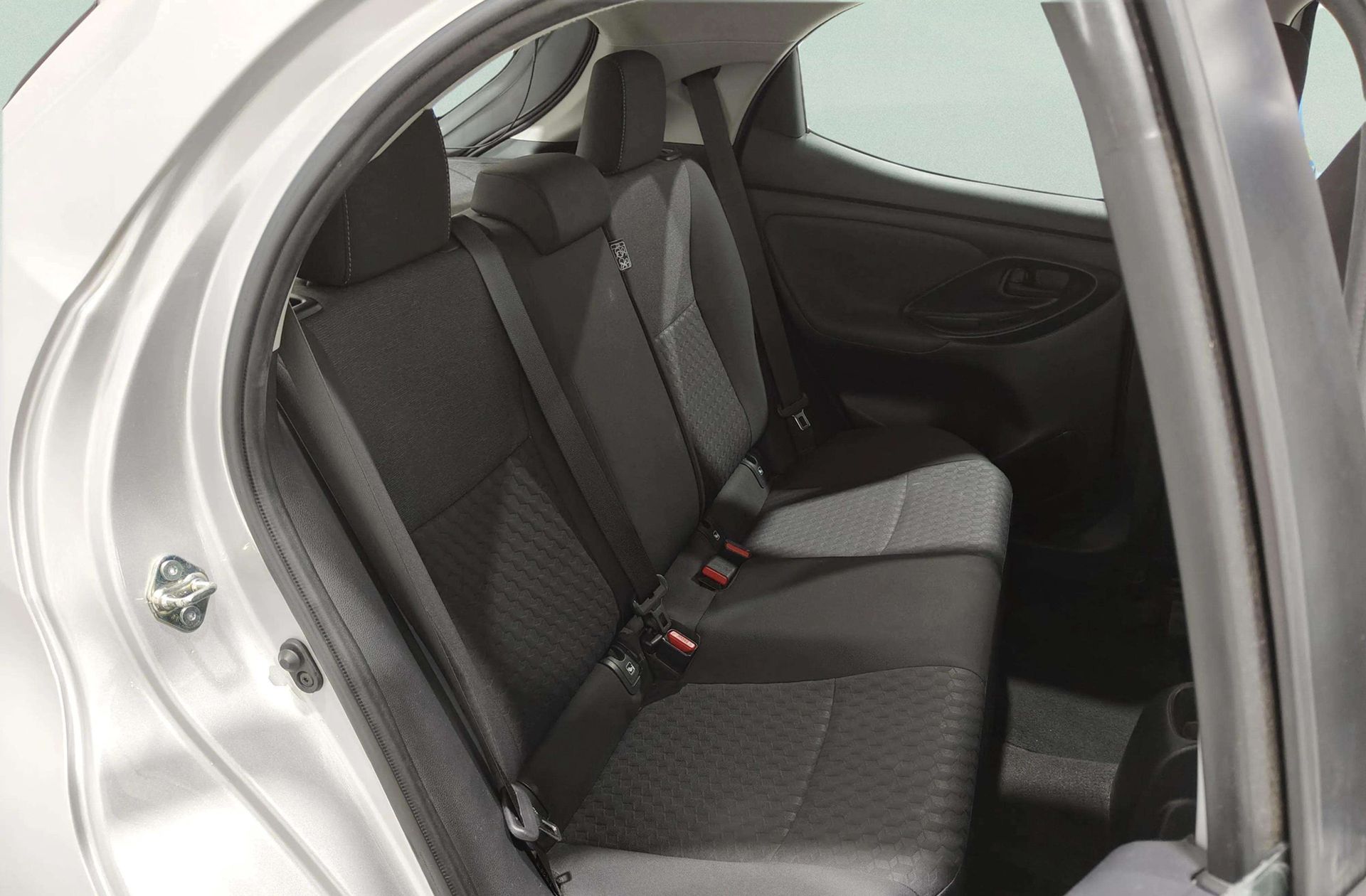 Toyota Yaris 1.5 S-Edition - foto 14