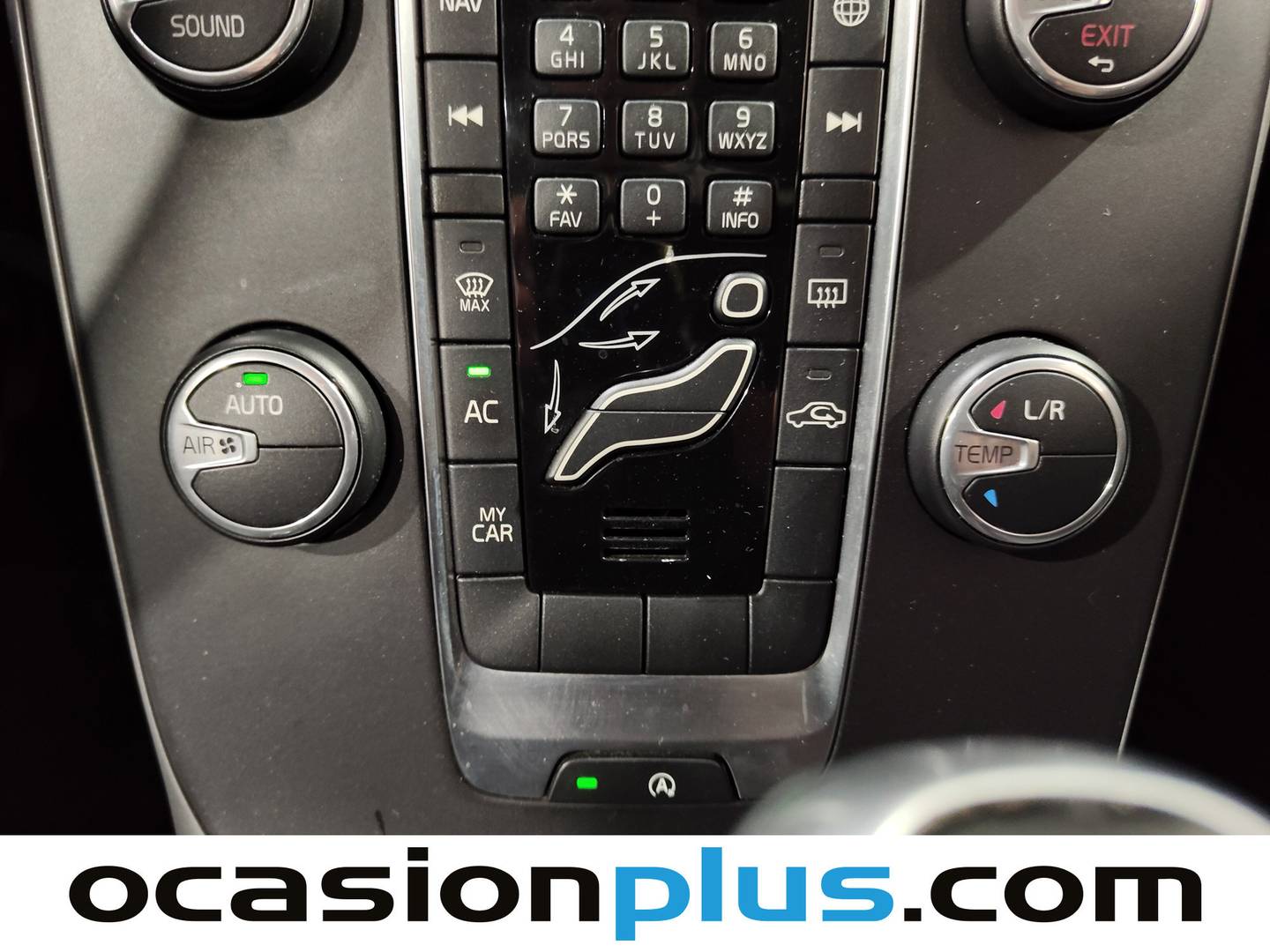 Foto Volvo V40 Volvo V40 D2 Momentum (120 CV)