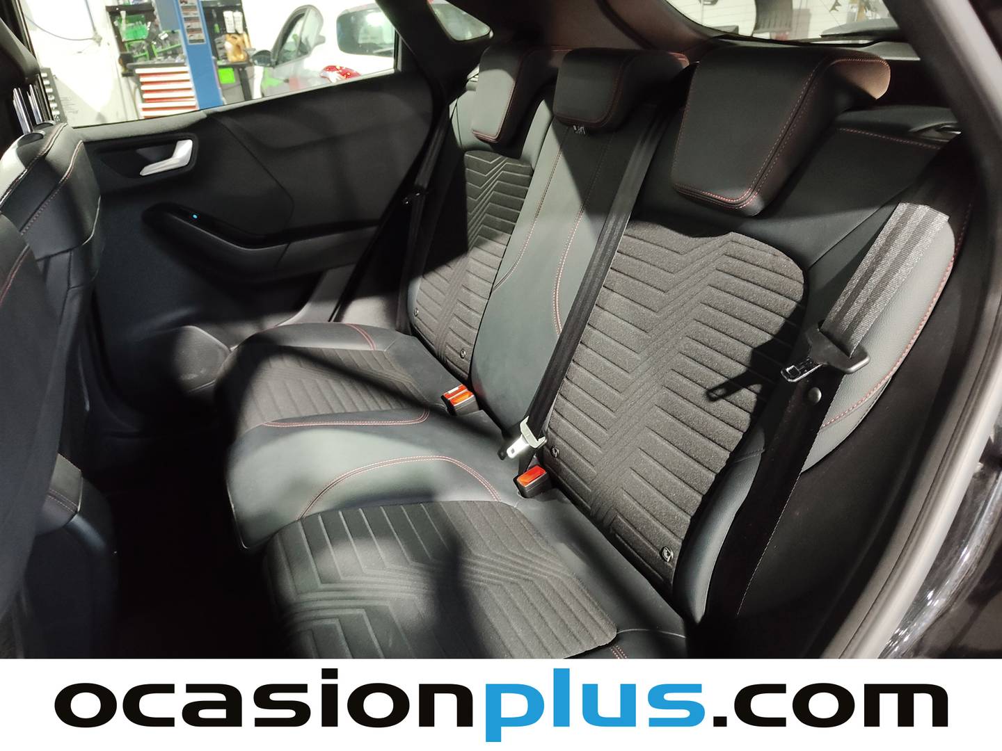 Foto Ford Puma Ford Puma 1.0 EcoBoost MHEV ST-Line X Auto (125 CV)