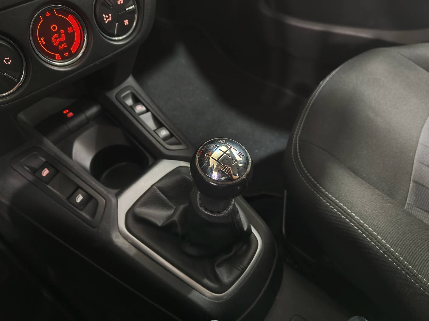 Citroën C-Elysee Citroën C-Elysee BlueHDi 100 Exclusive 74 kW (100 CV) de segunda mano