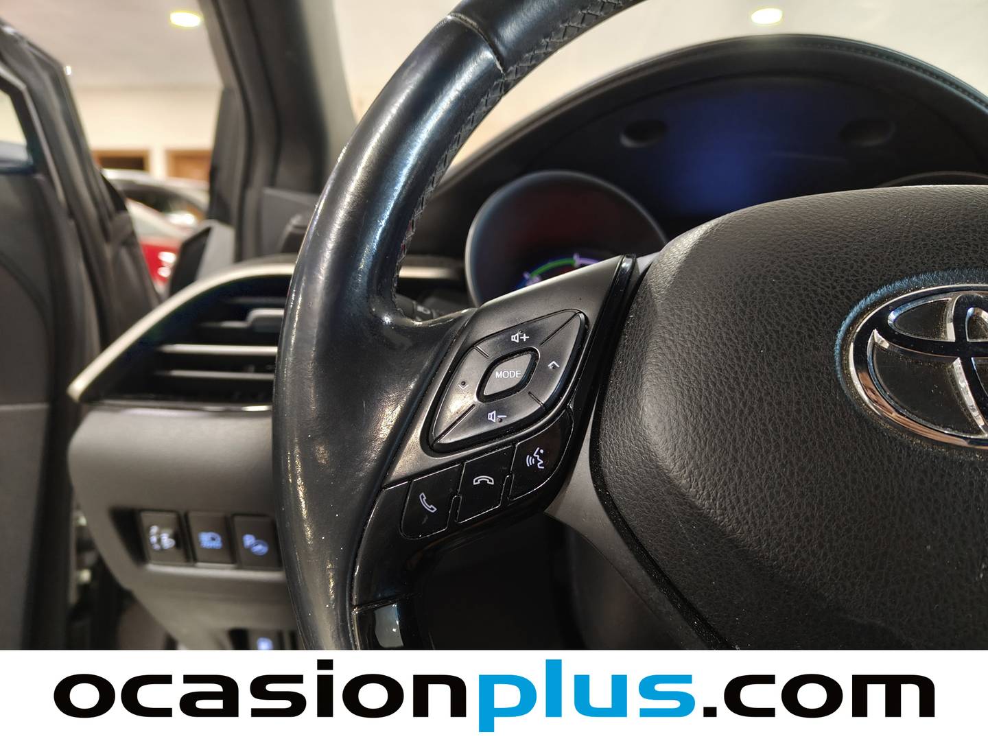 Toyota C-HR Toyota C-HR 1.8 125H Advance (122 CV) 122cv