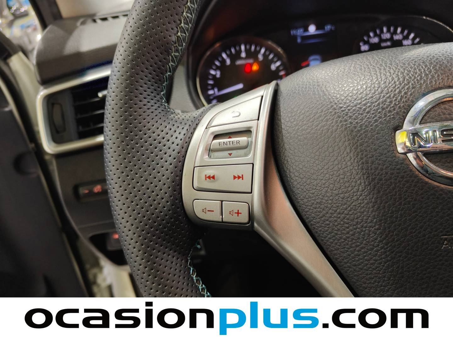 Nissan QASHQAI Nissan Qashqai 1.2 DIG-T N-Connecta 4x2 XTronic (115 CV) de ocasión