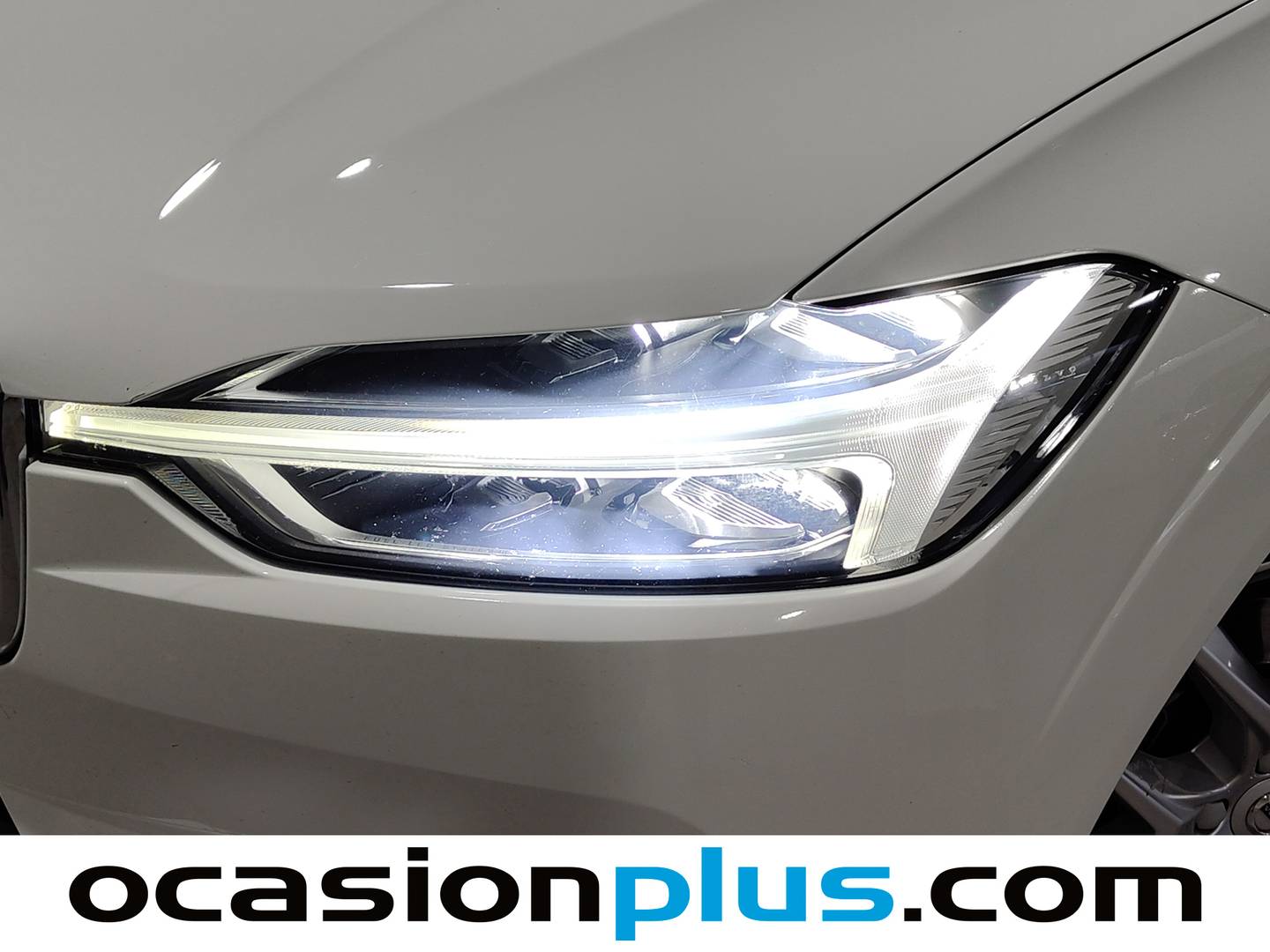 Equipamiento del Volvo XC60 Volvo XC60 D3 Momentum (150 CV)