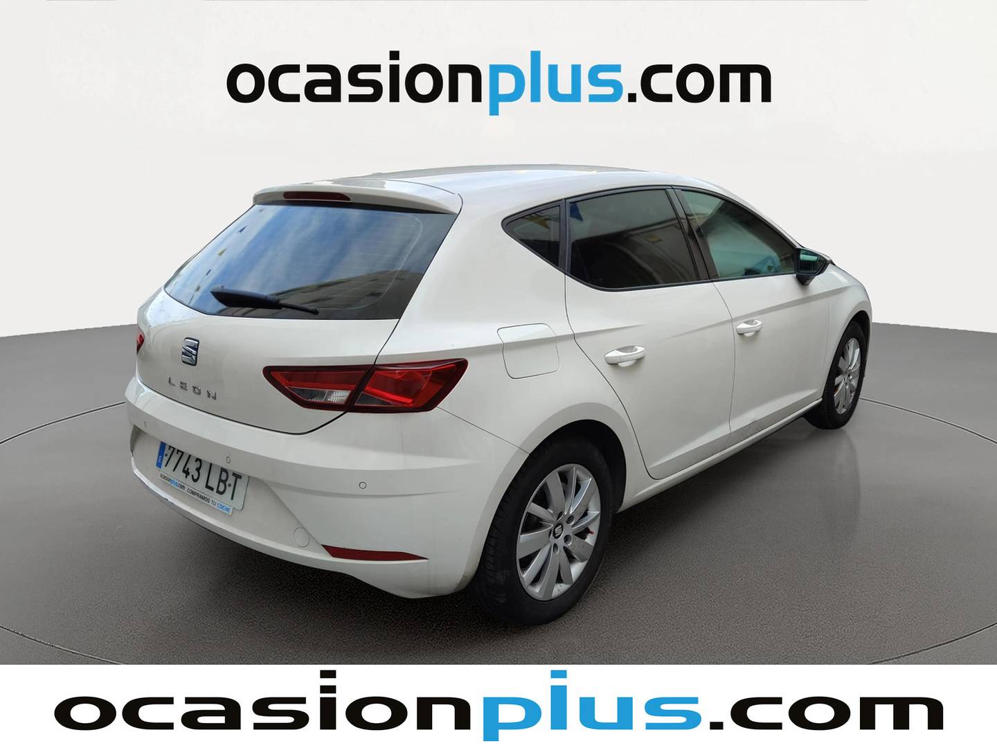 Foto trasera Seat León Seat León 1.0 EcoTSI Reference Edition (115 CV) derecha