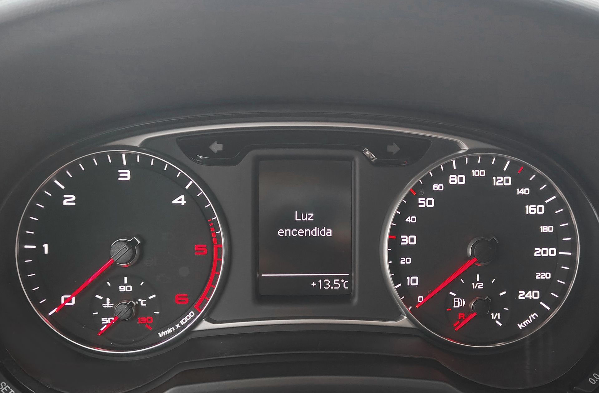 Audi A1 Adrenalin 1.4 TDI ultra Pack S Line - foto 20