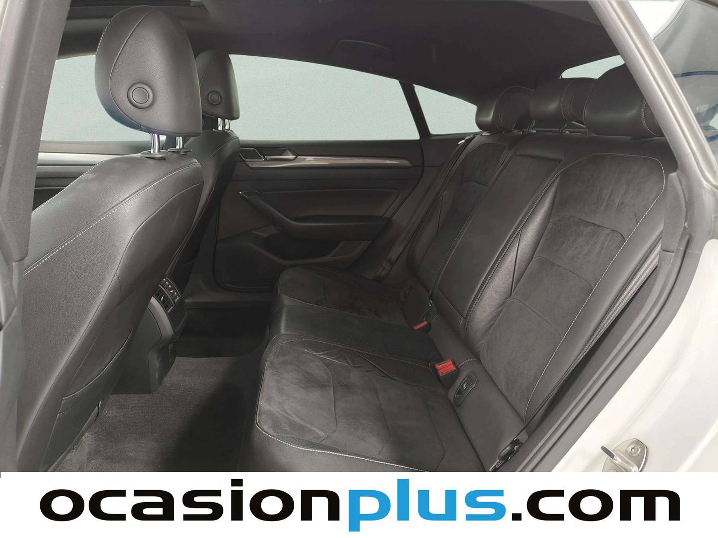 Foto asientos traseros Volkswagen Arteon Volkswagen Arteon R-Line 2.0 TDI (150 CV) DSG