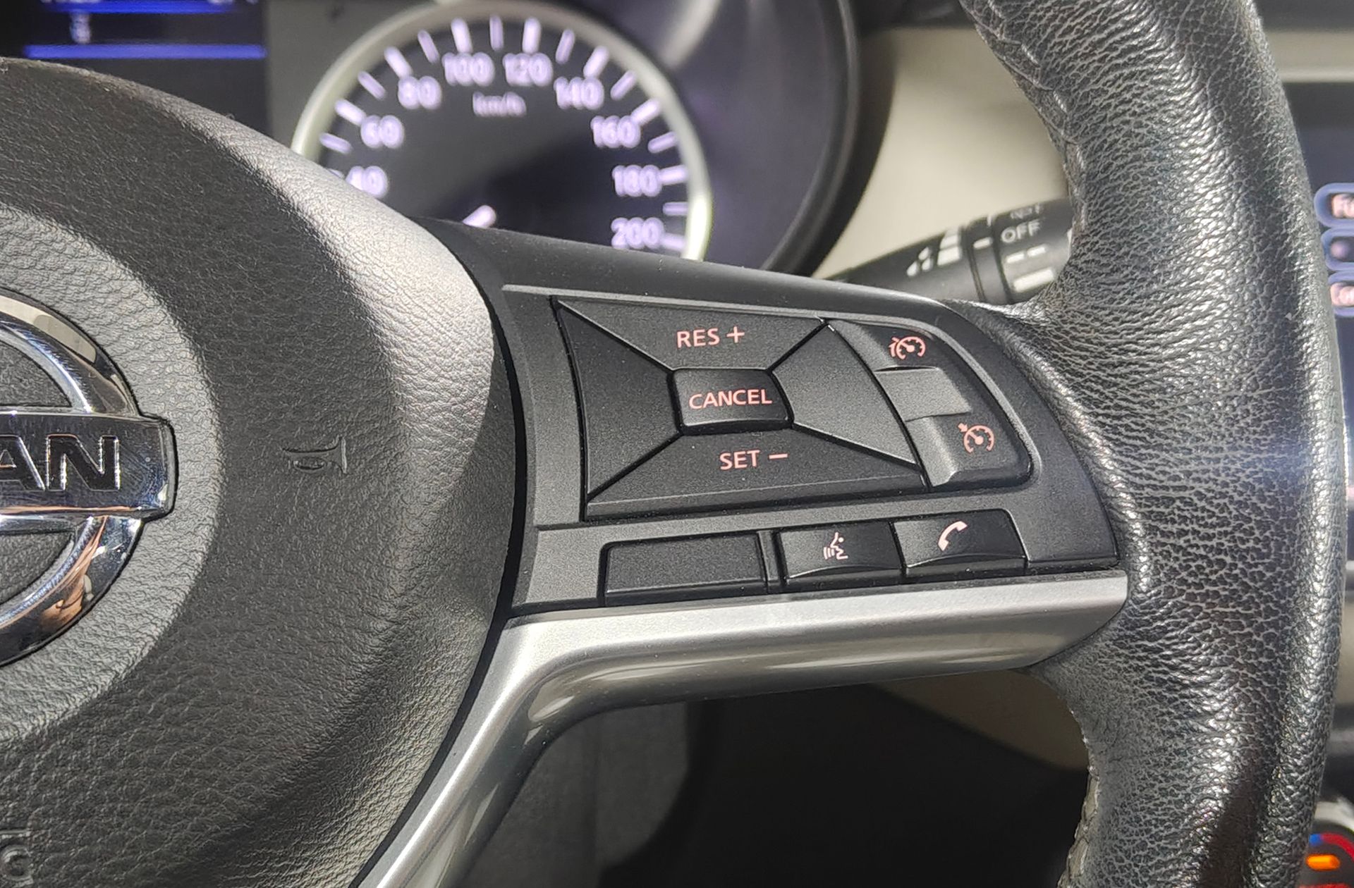Nissan Micra IG-T N-Design Chrome - foto 26