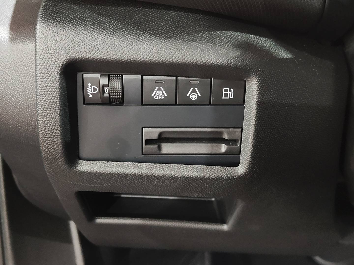 Foto Citroën C5 Aircross Citroen C5 Aircross Plug-in Hybrid Max e-EAT8 (225 CV)