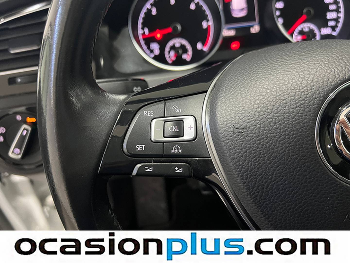 Volkswagen Golf Volkswagen Golf Sport 1.6 TDI BMT (110 CV) Pack R-Line al mejor precio