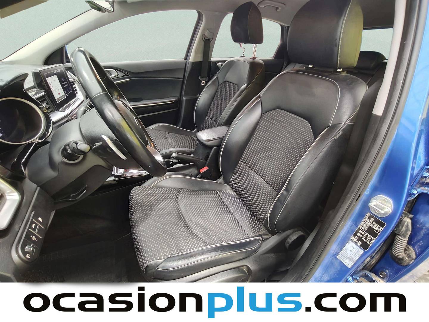 Foto KIA Ceed Kia Ceed 1.6 CRDi Tech DCT (136 CV)