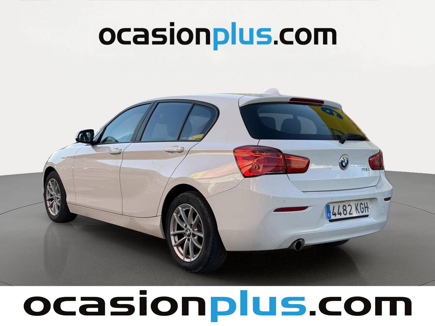 Foto trasera BMW Serie 1 BMW Serie 1 116d (116 CV) izquierda