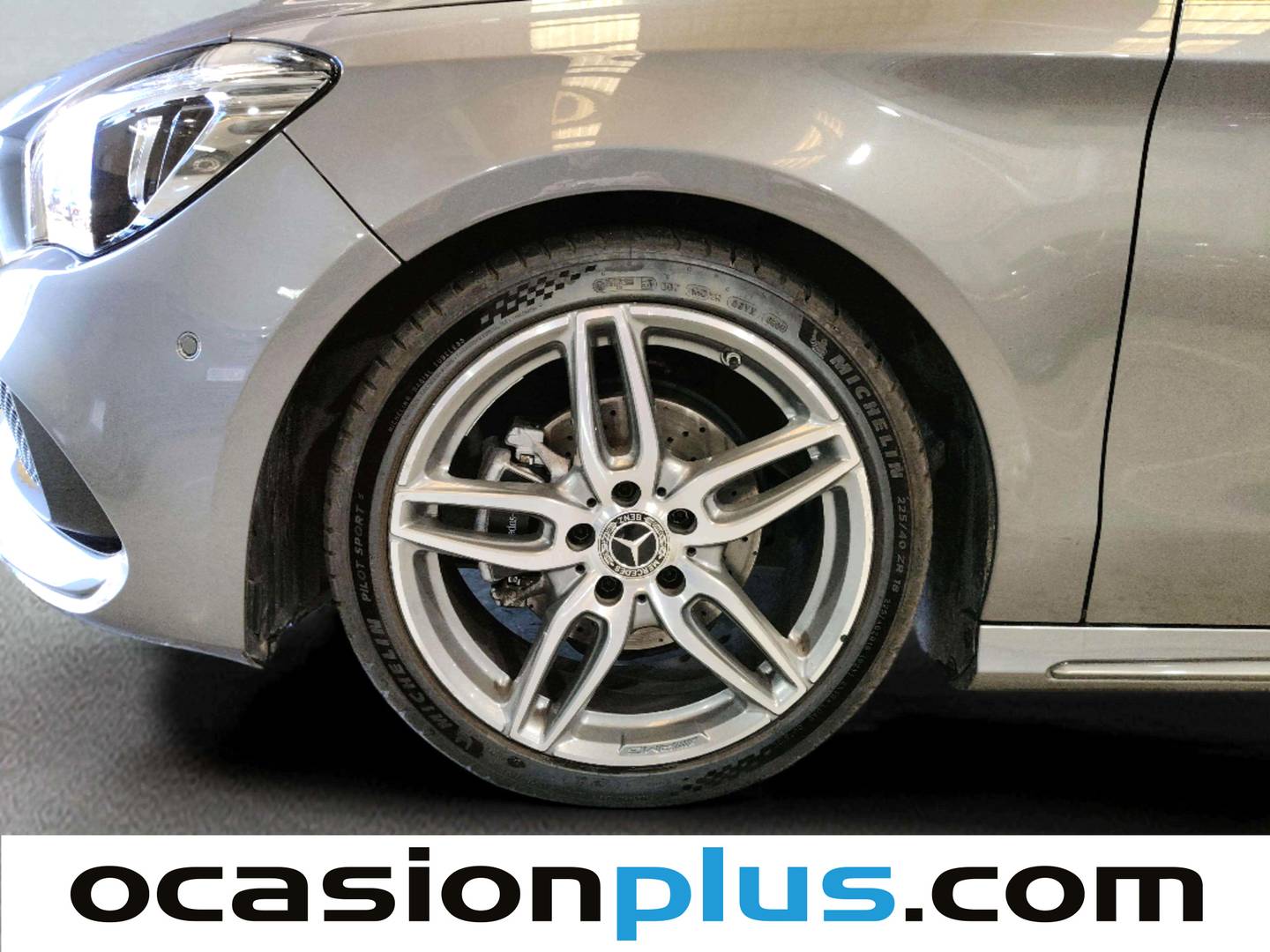 Mercedes CLA Mercedes-Benz CLA 200 d (136 CV) Pack AMG de segunda mano