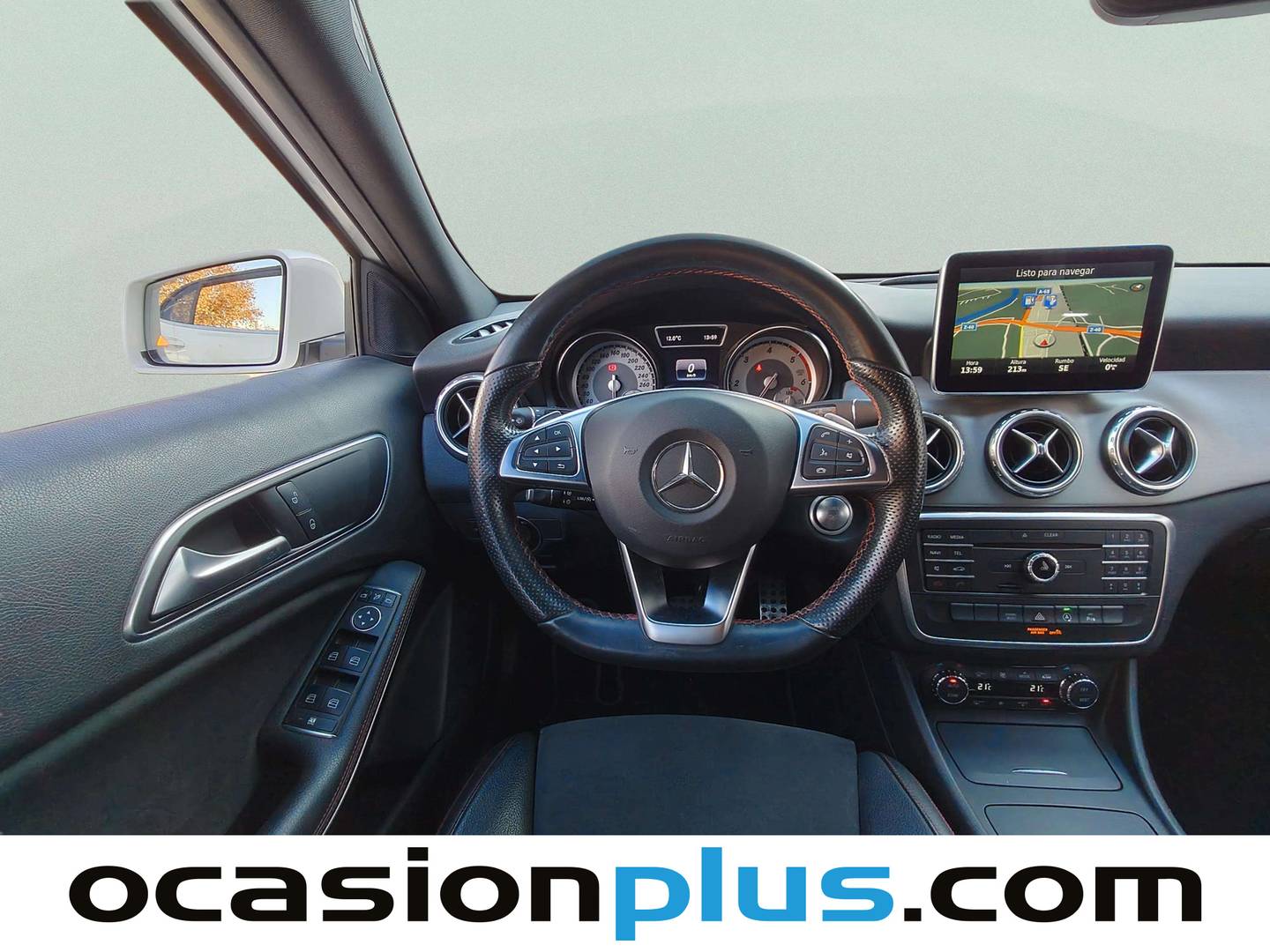 Foto Mercedes GLA Mercedes-Benz GLA 200 d AMG Line (136 CV)