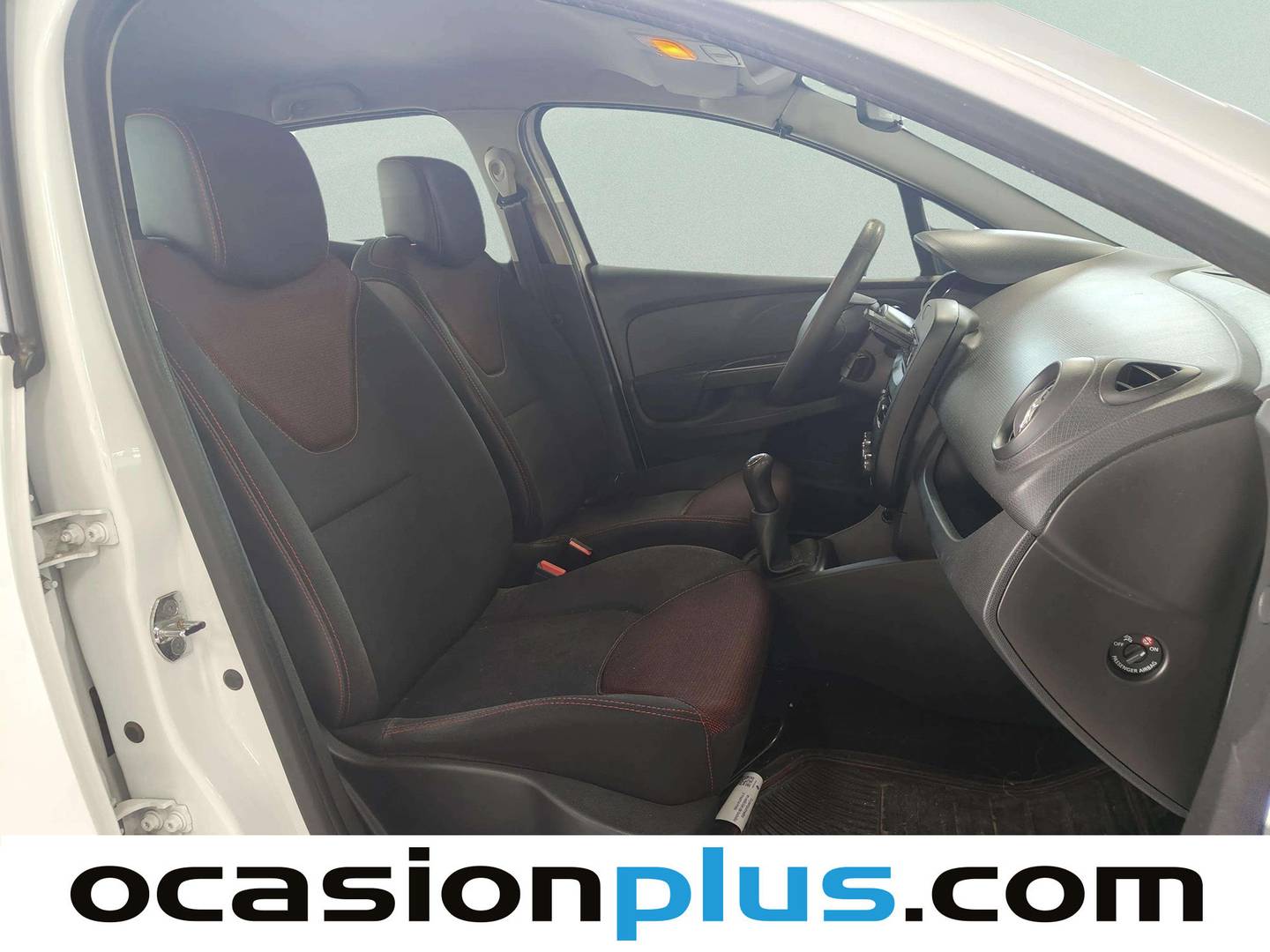 Renault Clio Renault Clio 1.2 16v Business (75 CV) km 0