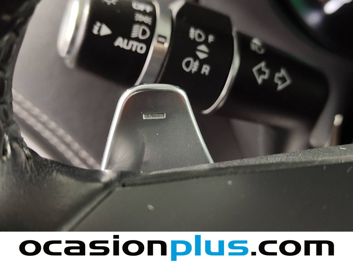 Foto Jaguar F-Pace Jaguar F-PACE 2.0L i4D R-Sport AWD Auto (180 CV)