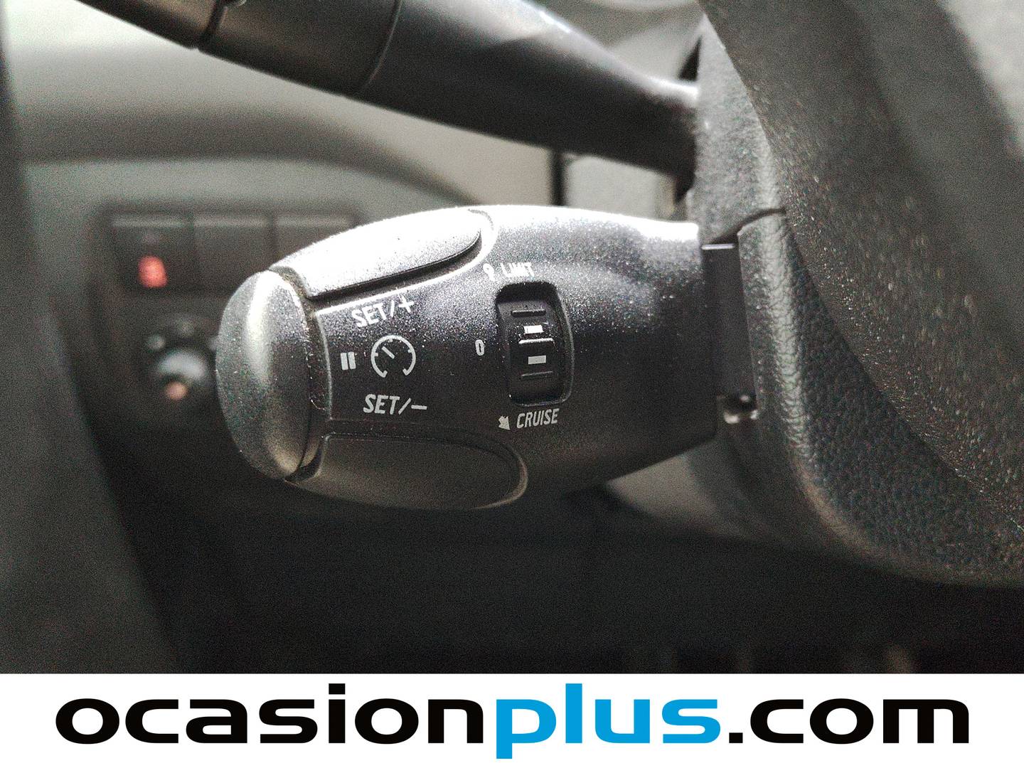 Equipamiento del Citroën Berlingo Citroën Berlingo Multispace Live Edition BlueHDi (75 CV)