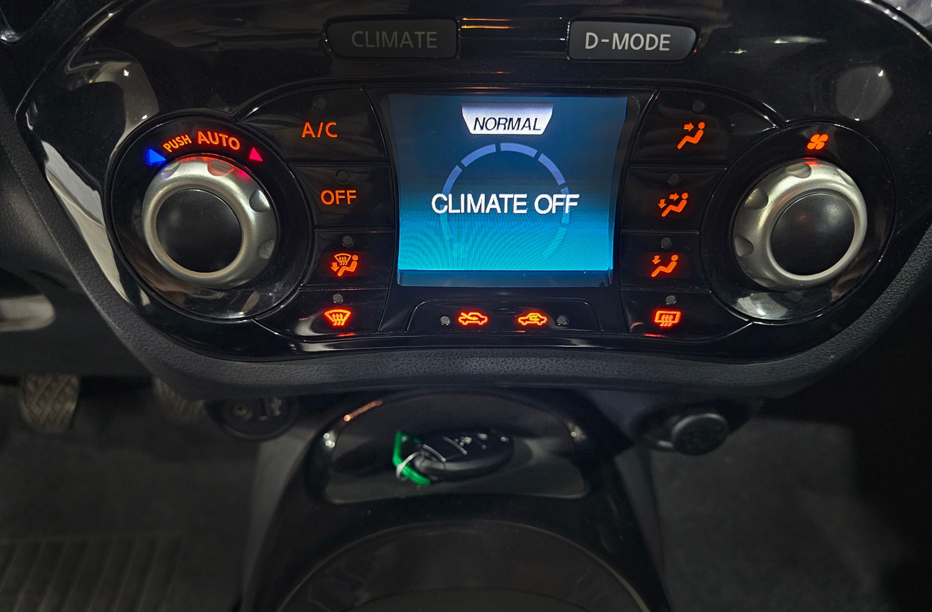 Nissan Juke DIG-T N-Connecta 4x2 - foto 29