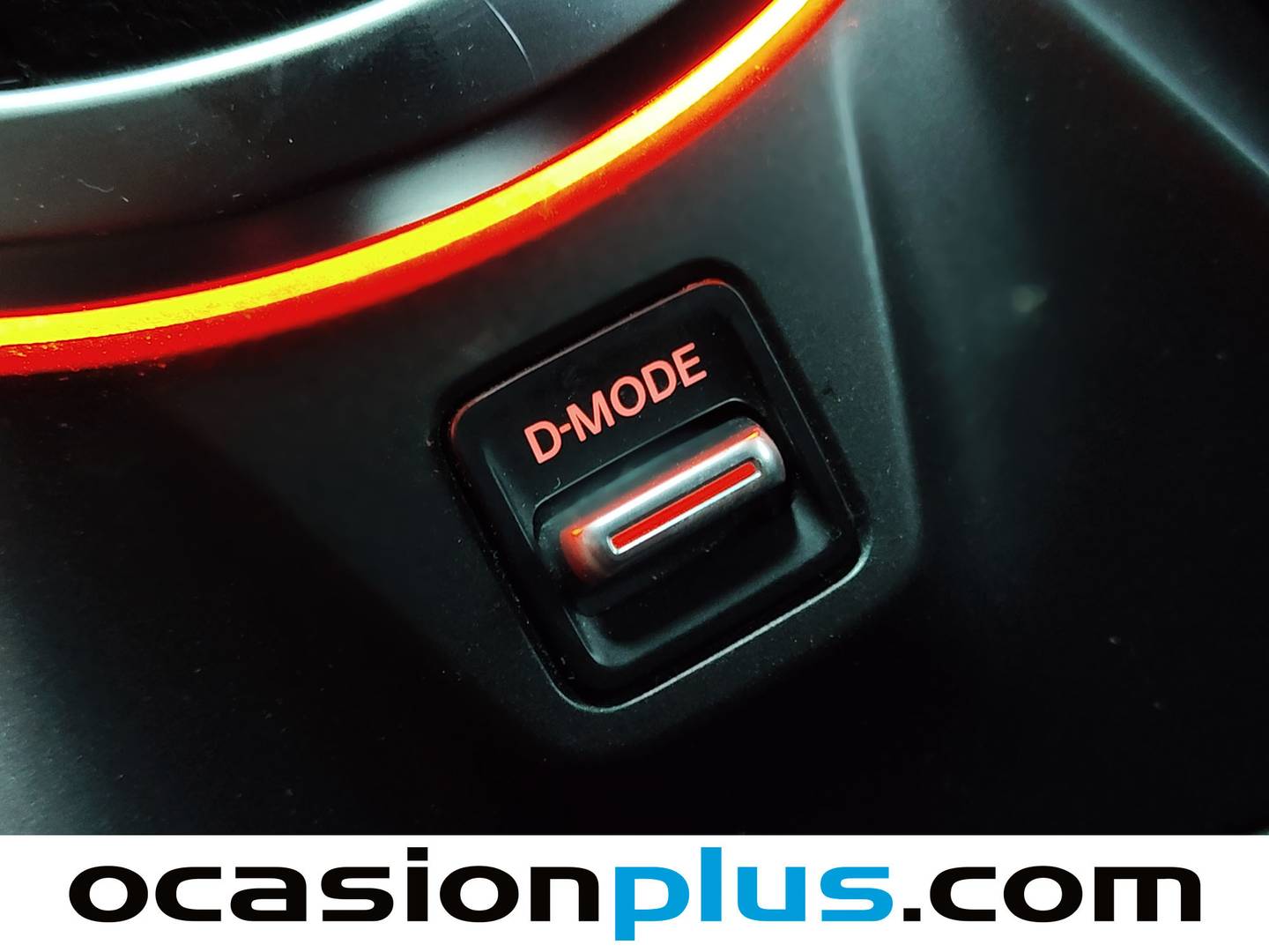 Foto Nissan JUKE Nissan Juke DIG-T N-Connecta 4x2 (114 CV)