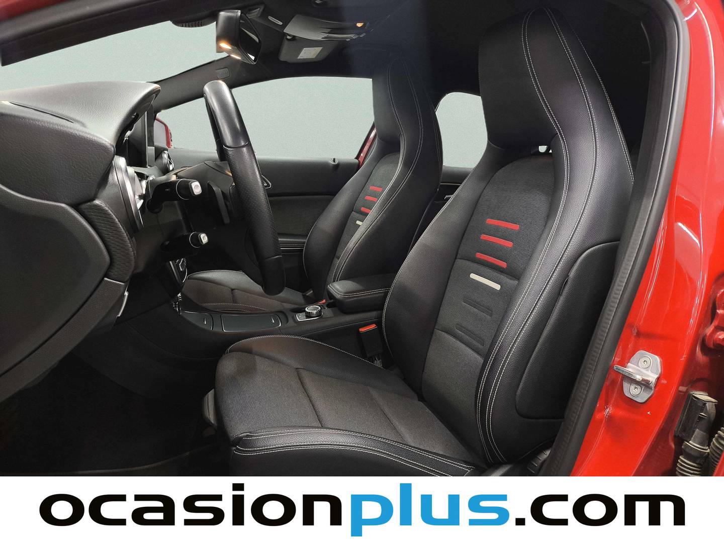 Foto asientos delanteros Mercedes Clase A Mercedes Clase A 200 d (136 CV) Pack AMG