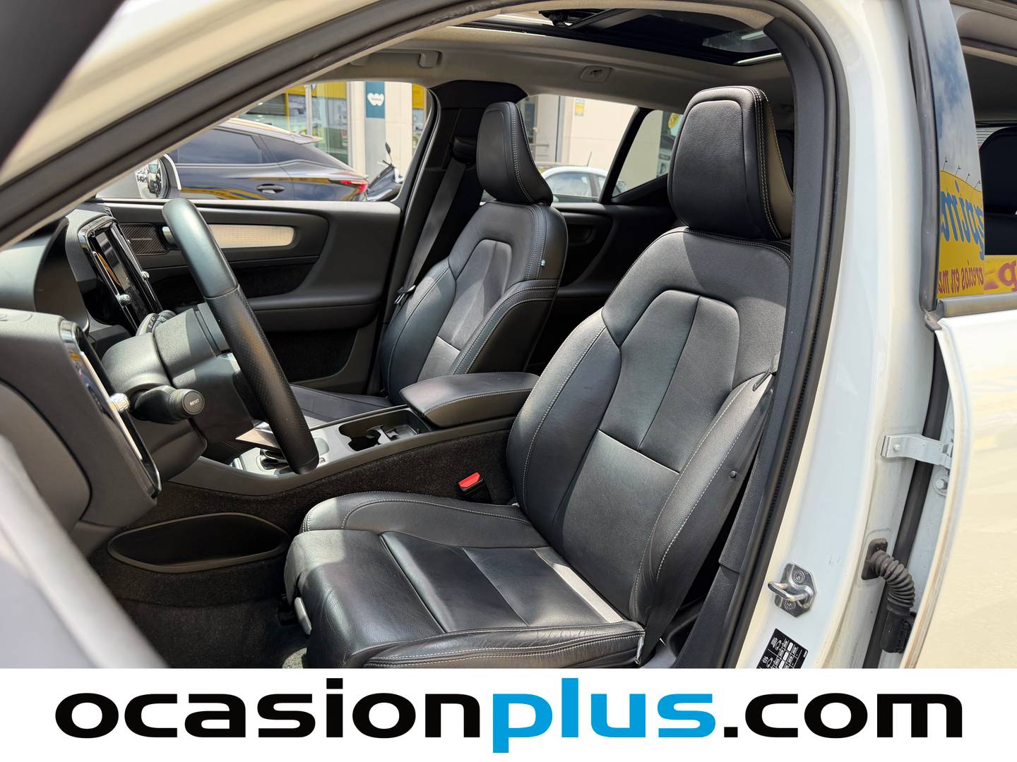 Foto asientos delanteros Volvo XC40 Volvo XC40 D3 Momentum (150 CV)