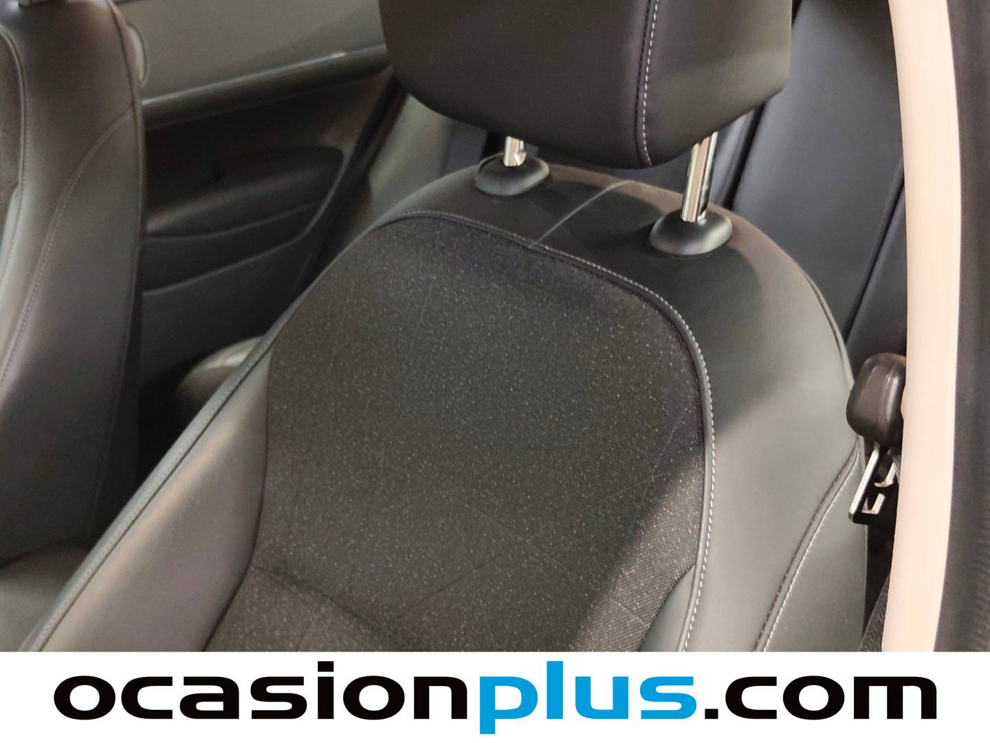 Extras y acabados del Honda HR-V Honda HR-V 1.5 i-MMD Advance 4x2 (131 CV)