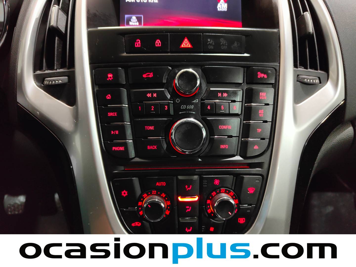 Foto Opel Astra Opel Astra 1.4 Turbo Sedan Selective (140 CV)