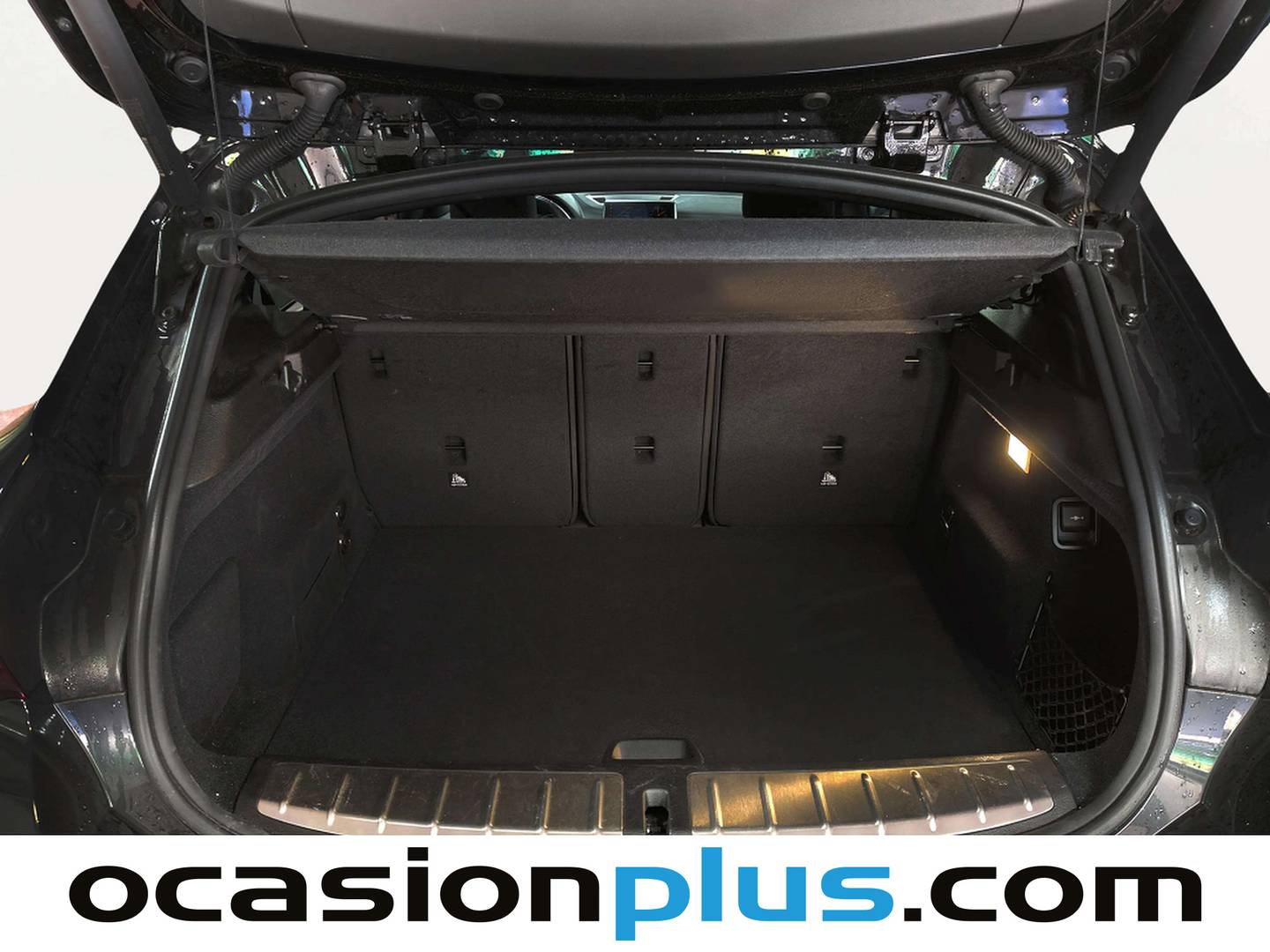 Fotos maletero BMW X2 BMW X2 sDrive18i  (140 CV)