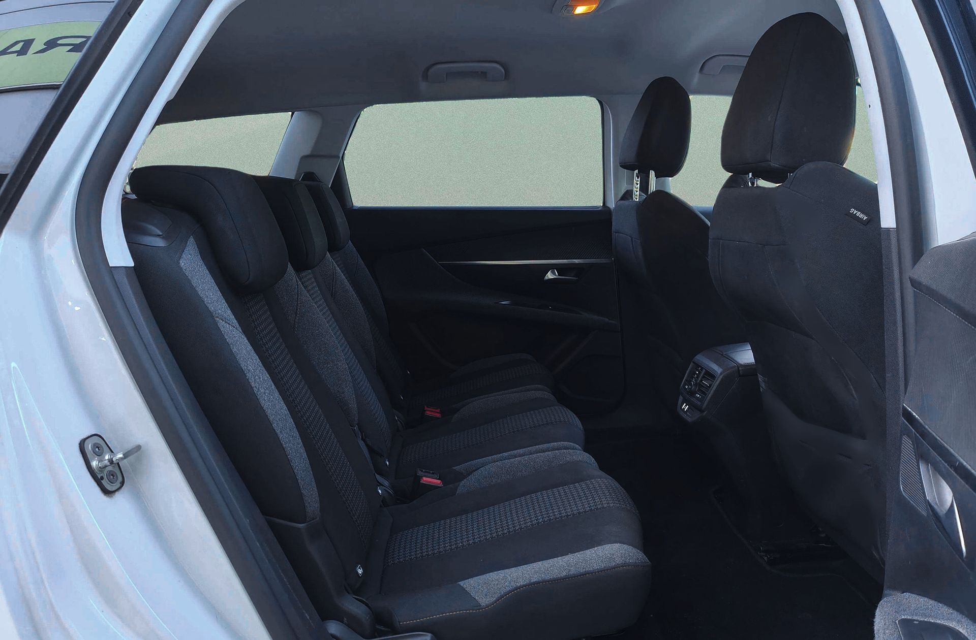 Peugeot 5008 1.2L PureTech Active 7 plazas - foto 16