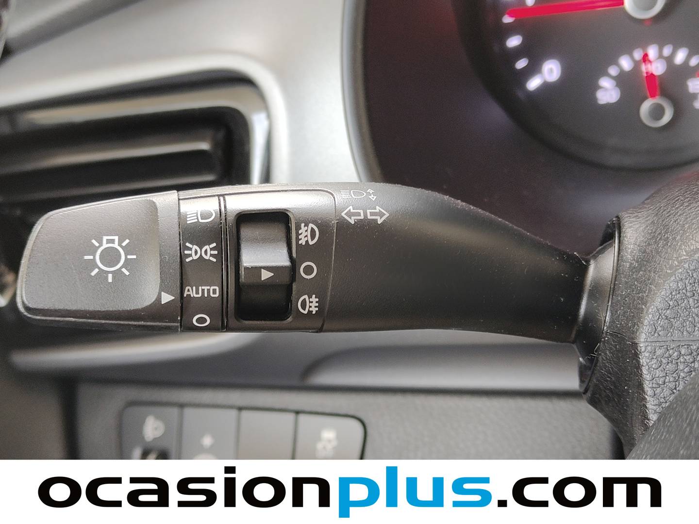 KIA Stonic KIA Stonic 1.6 CRDi VGT Eco-Dynamic Drive 110 CV) de ocasión