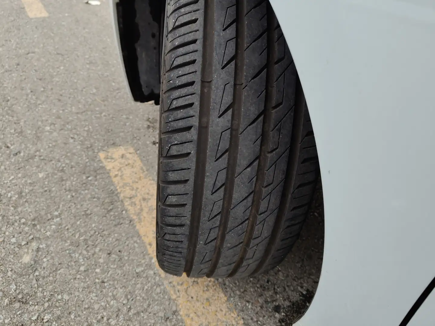 Foto KIA Ceed Kia Ceed 1.6 CRDi VGT Tech DCT (136 CV)