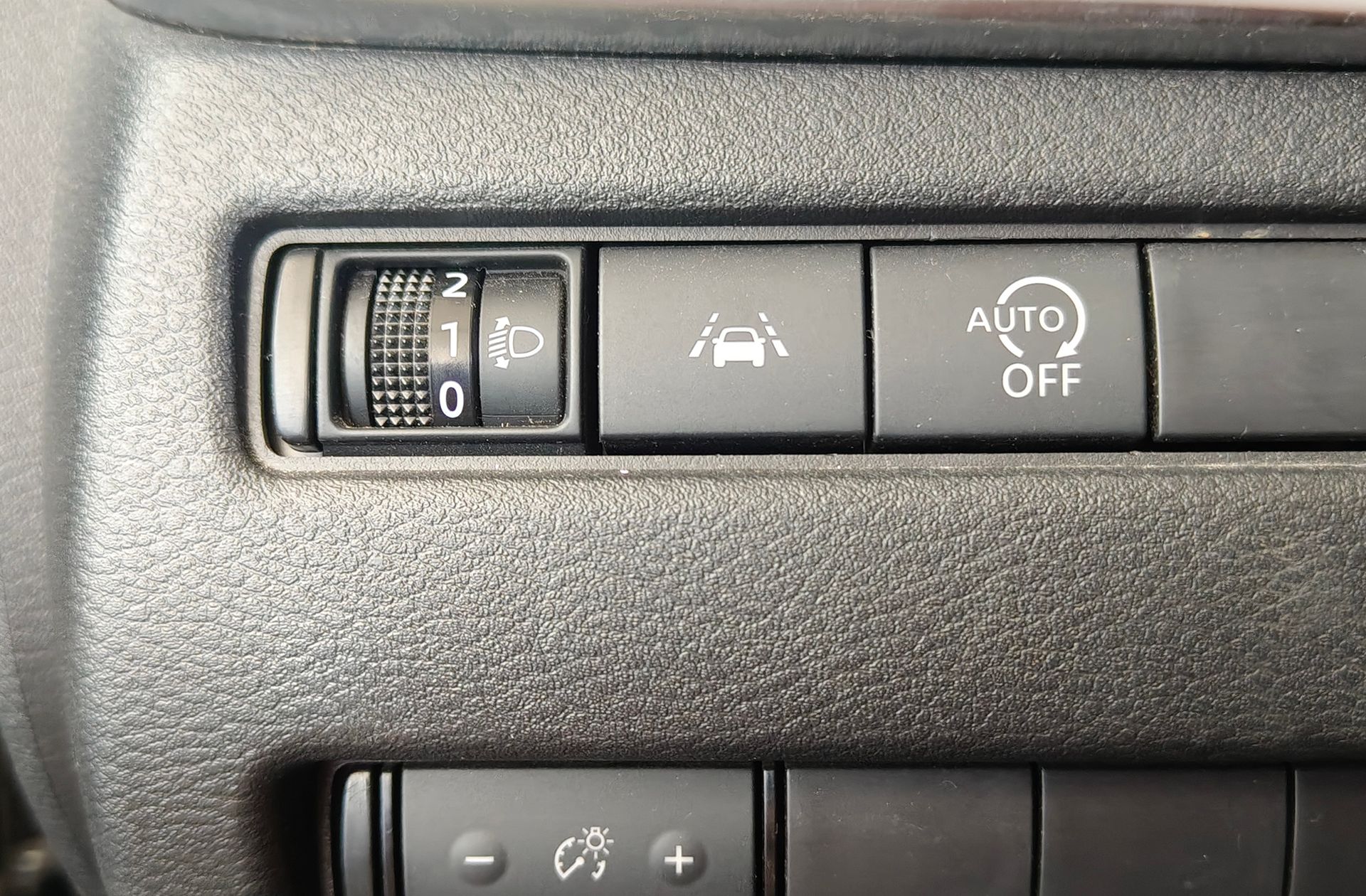 Nissan Qashqai DIG-T 140 N-Connecta - foto 27