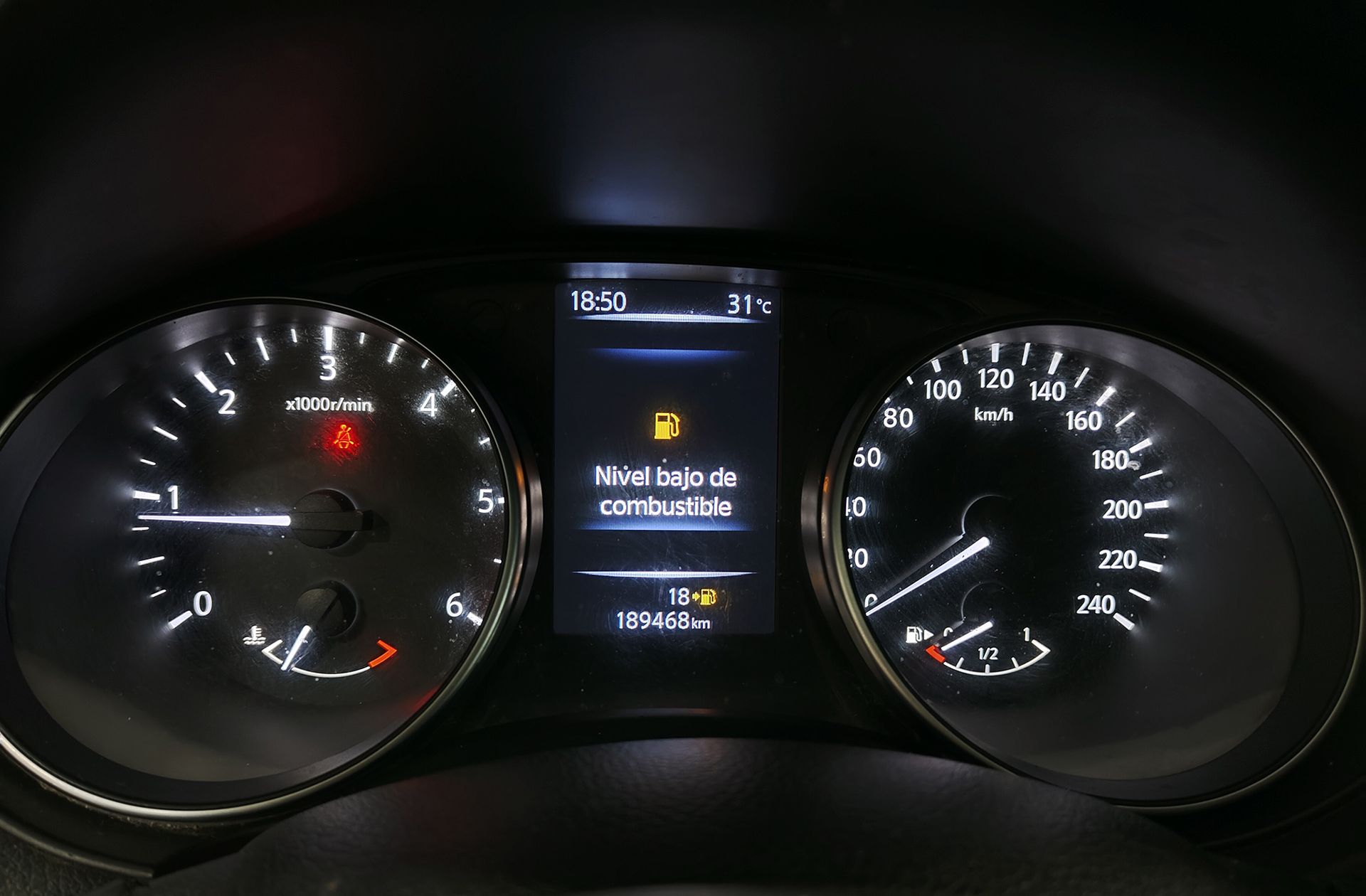 Nissan Qashqai dCi 110 Acenta 4x2 - foto 20