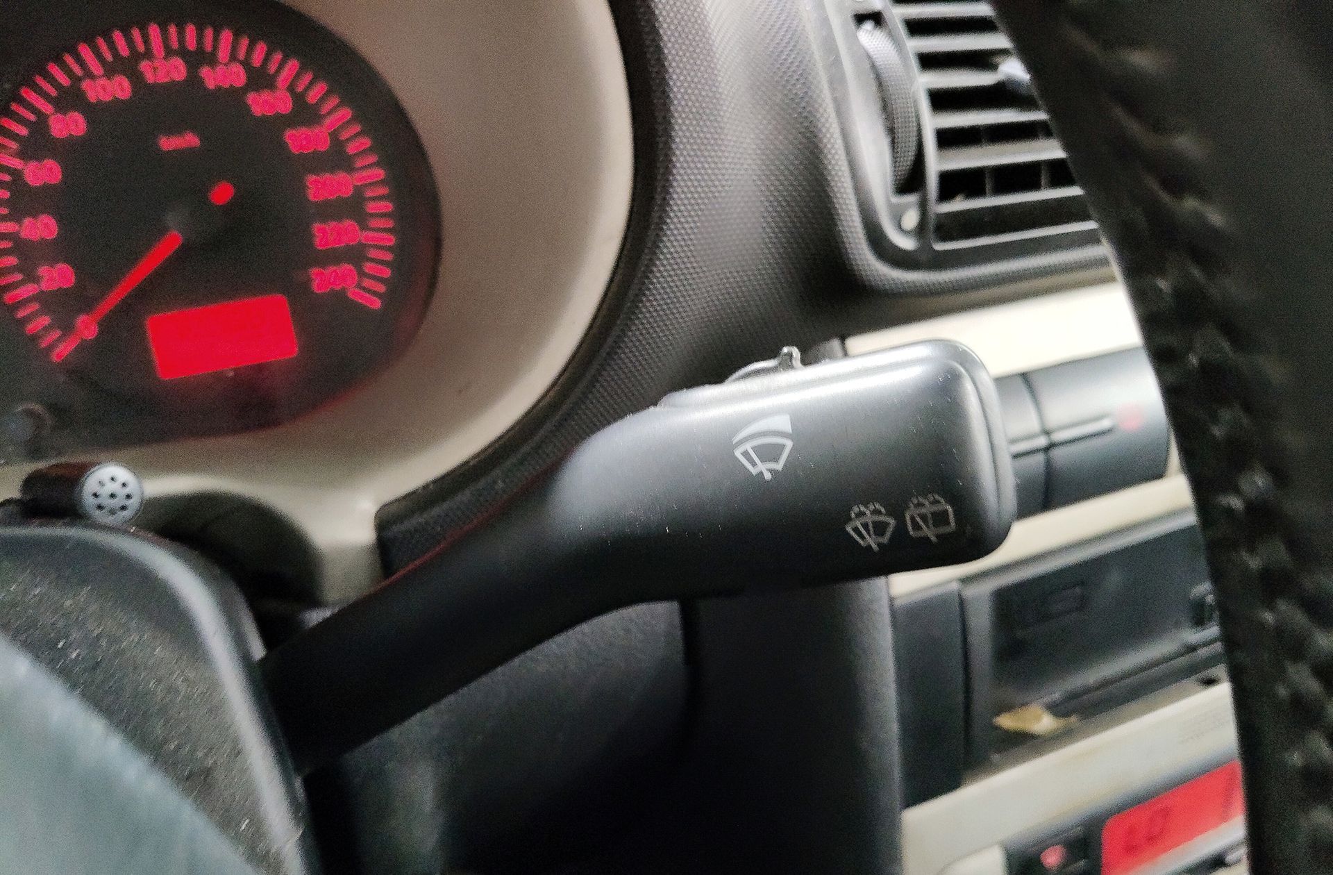 SEAT León 1.6 Reference - foto 21