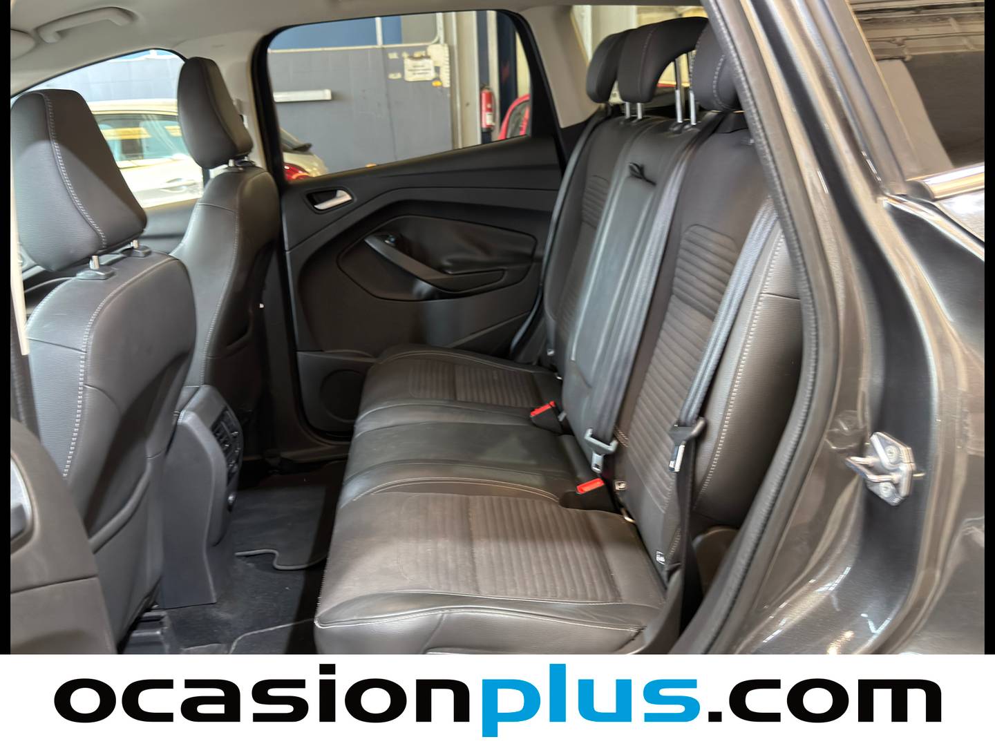 Foto asientos traseros Ford Kuga Ford Kuga 1.5 TDCI S&S Titanium 4x2 Auto (120 CV)
